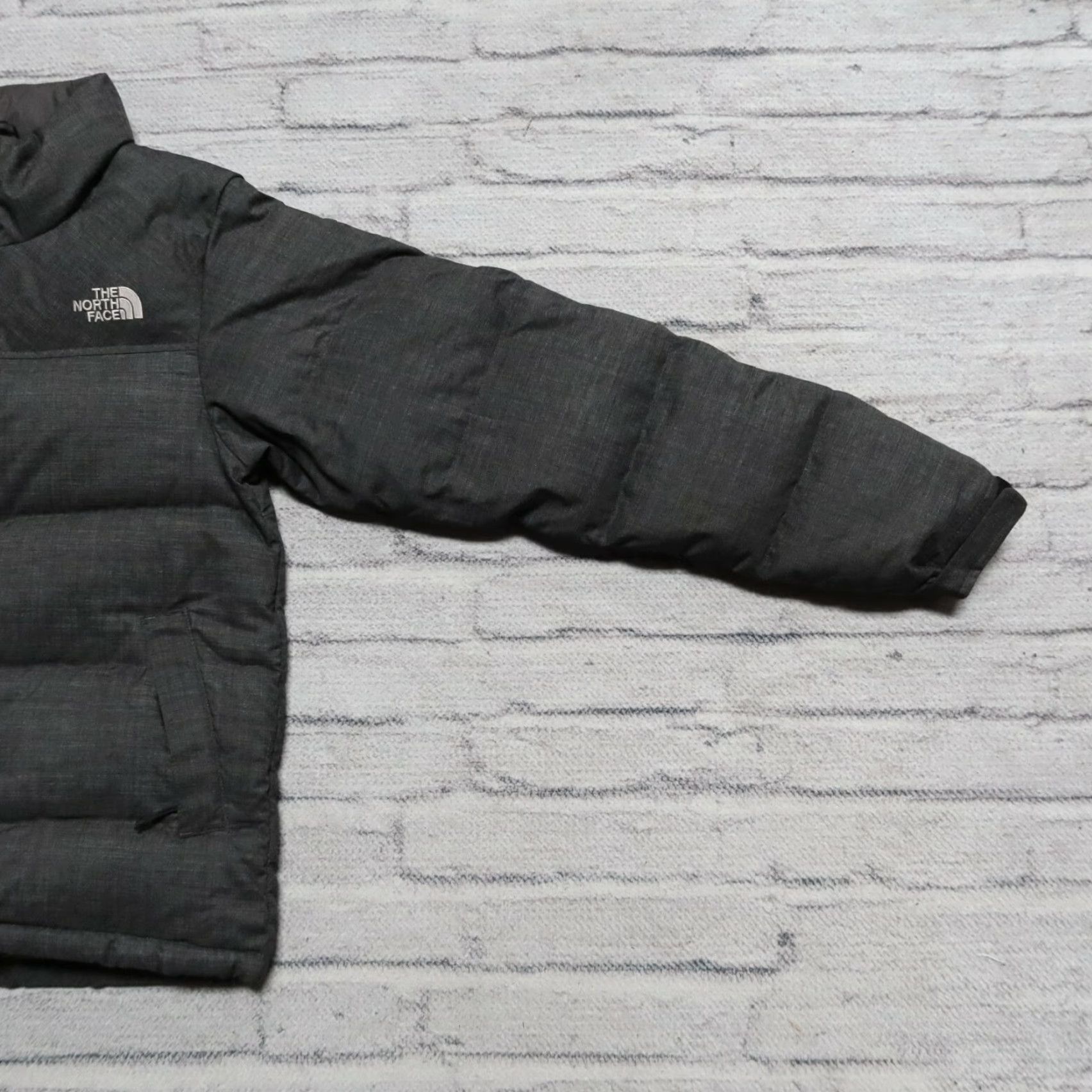 The North Face VINTAGE North Face Nuptse 700 Quilted Down Puffer Jacket Grey S Mens Size US S / EU 44-46 / 1 - 3 Thumbnail