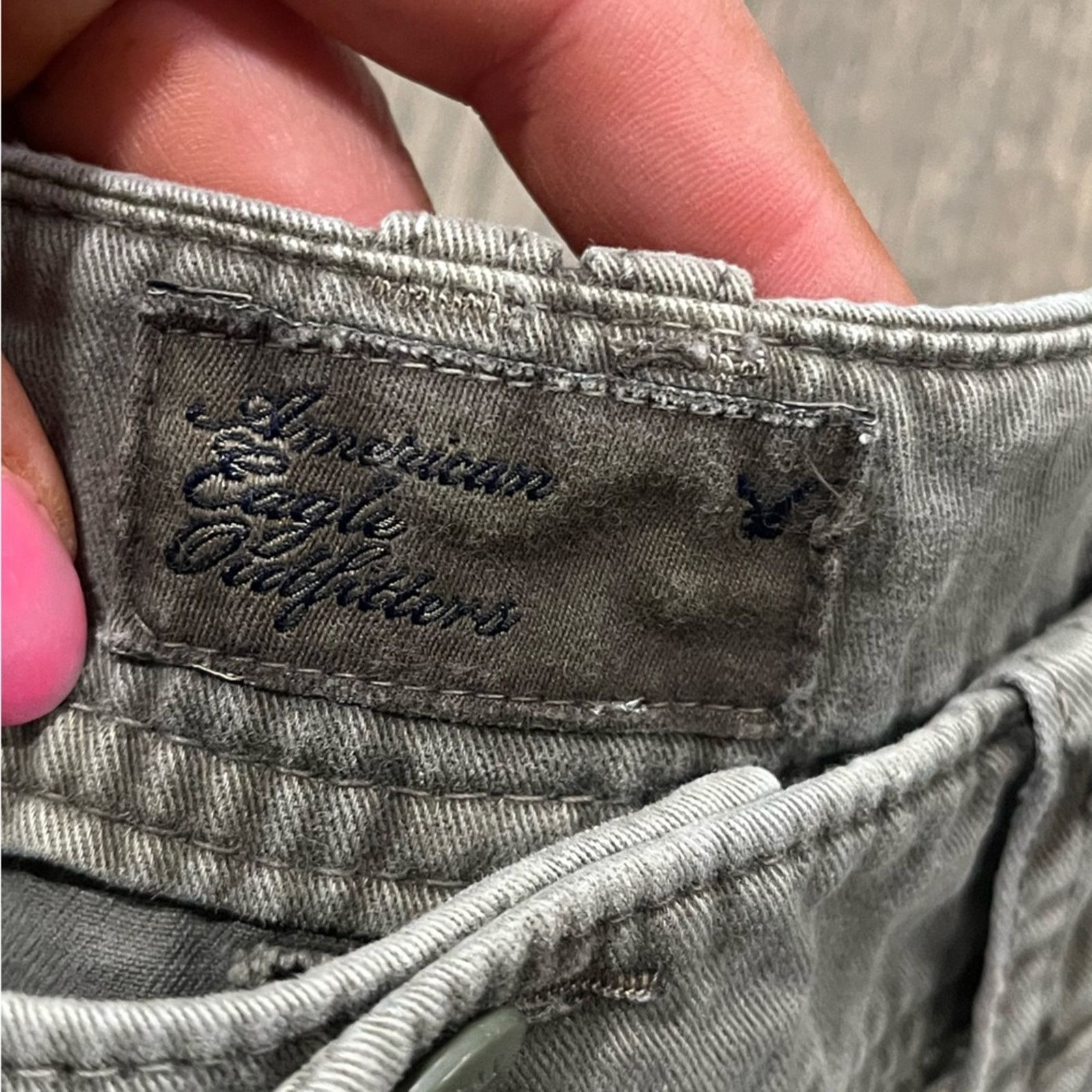 American Eagle Outfitters American Eagle Ouftitters Shorts Shortie Frayed Hem Size 2 Size 26" / US 2 / IT 38 - 6 Thumbnail