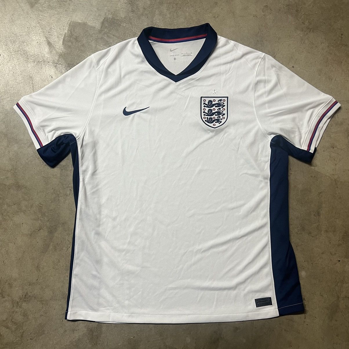 Nike UEFA England “The Three Lions” Nike Dry-Fit Soccer Jersey Size US XL / EU 56 / 4 - 2 Thumbnail