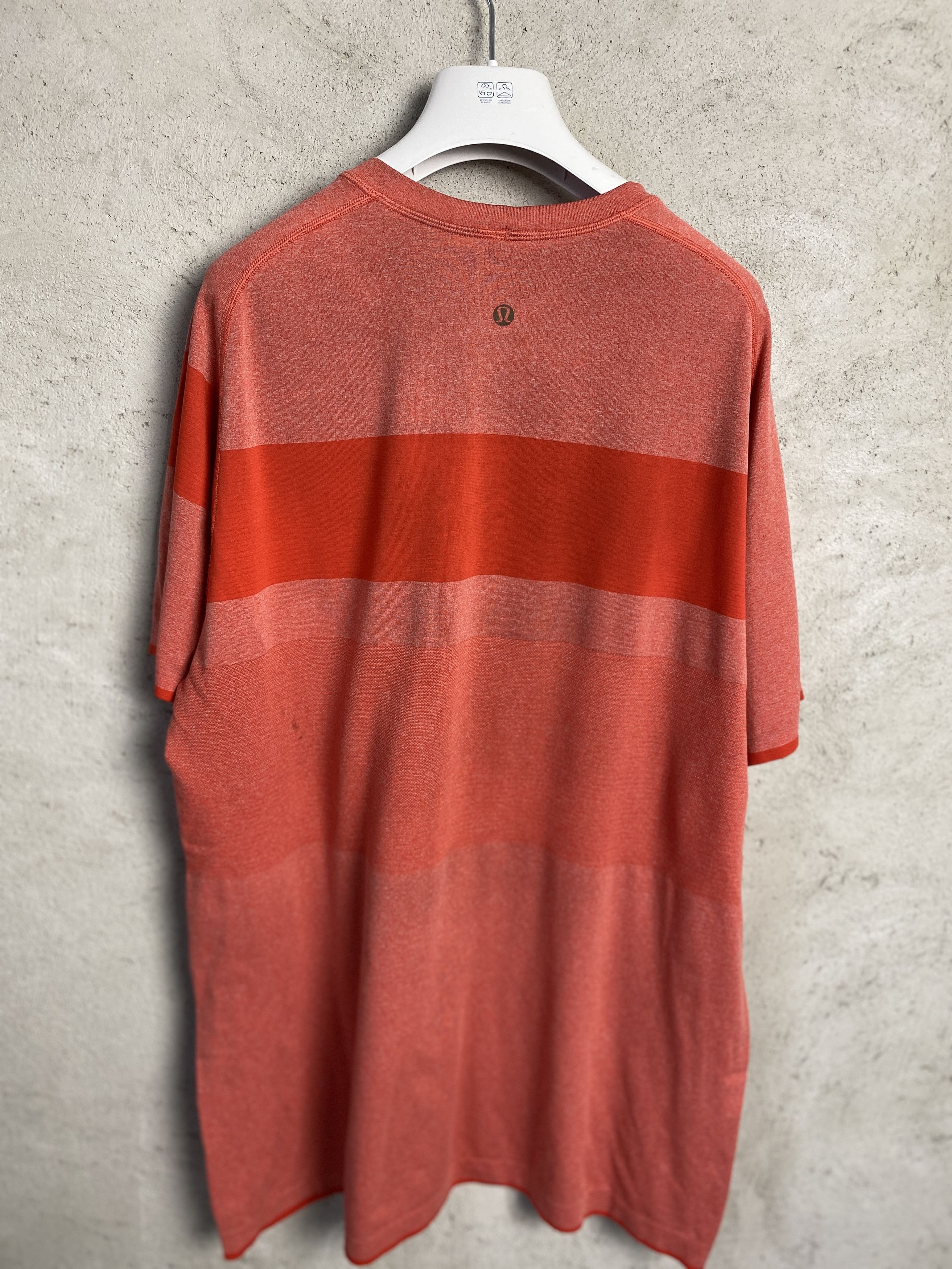 Lululemon Lululemon sport t-shirt tee casual Size US XL / EU 56 / 4 - 4 Thumbnail