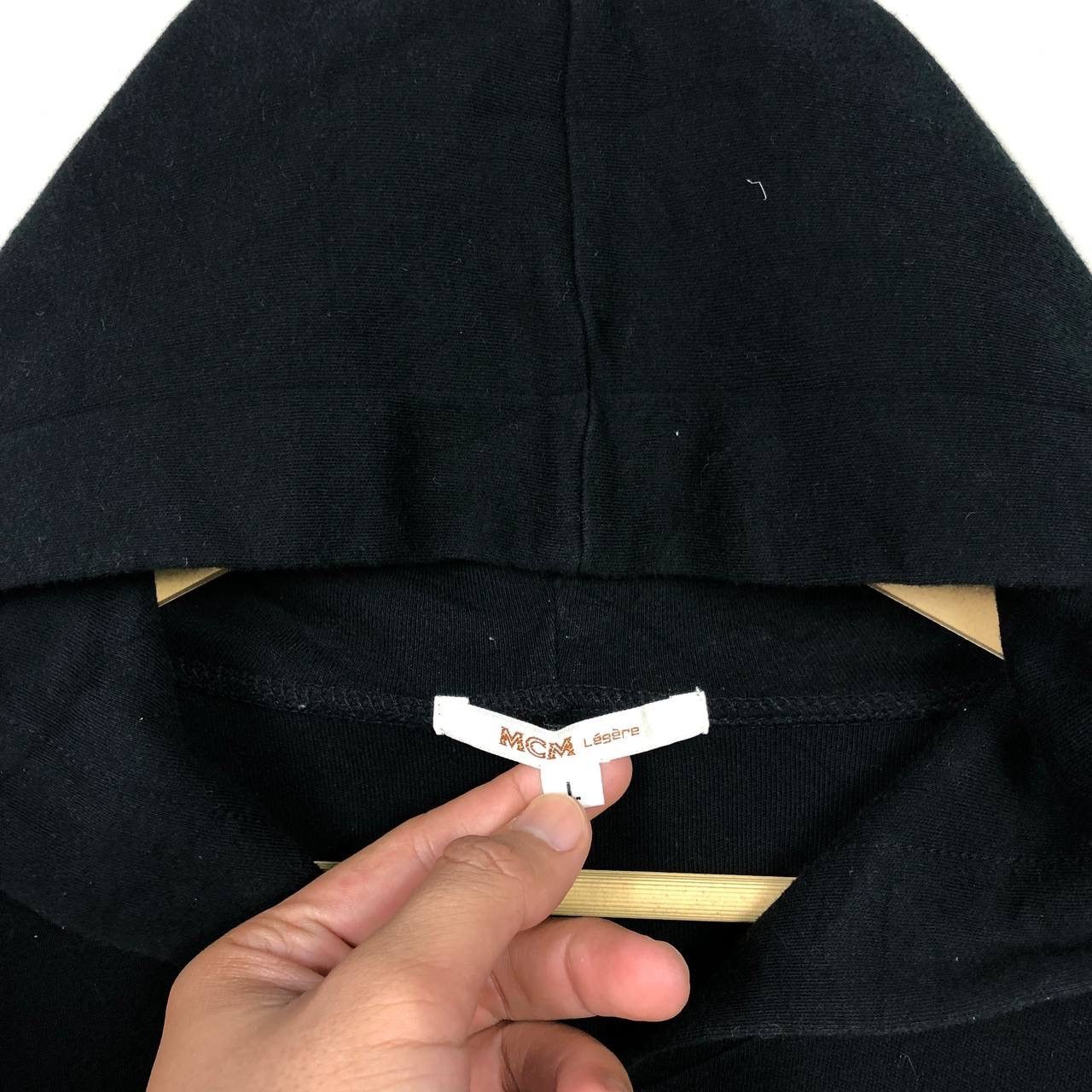 MCM Authentic MCM Stripe Logo Hoodie Sweatshirt Zipper Size US M / EU 48-50 / 2 - 10 Thumbnail