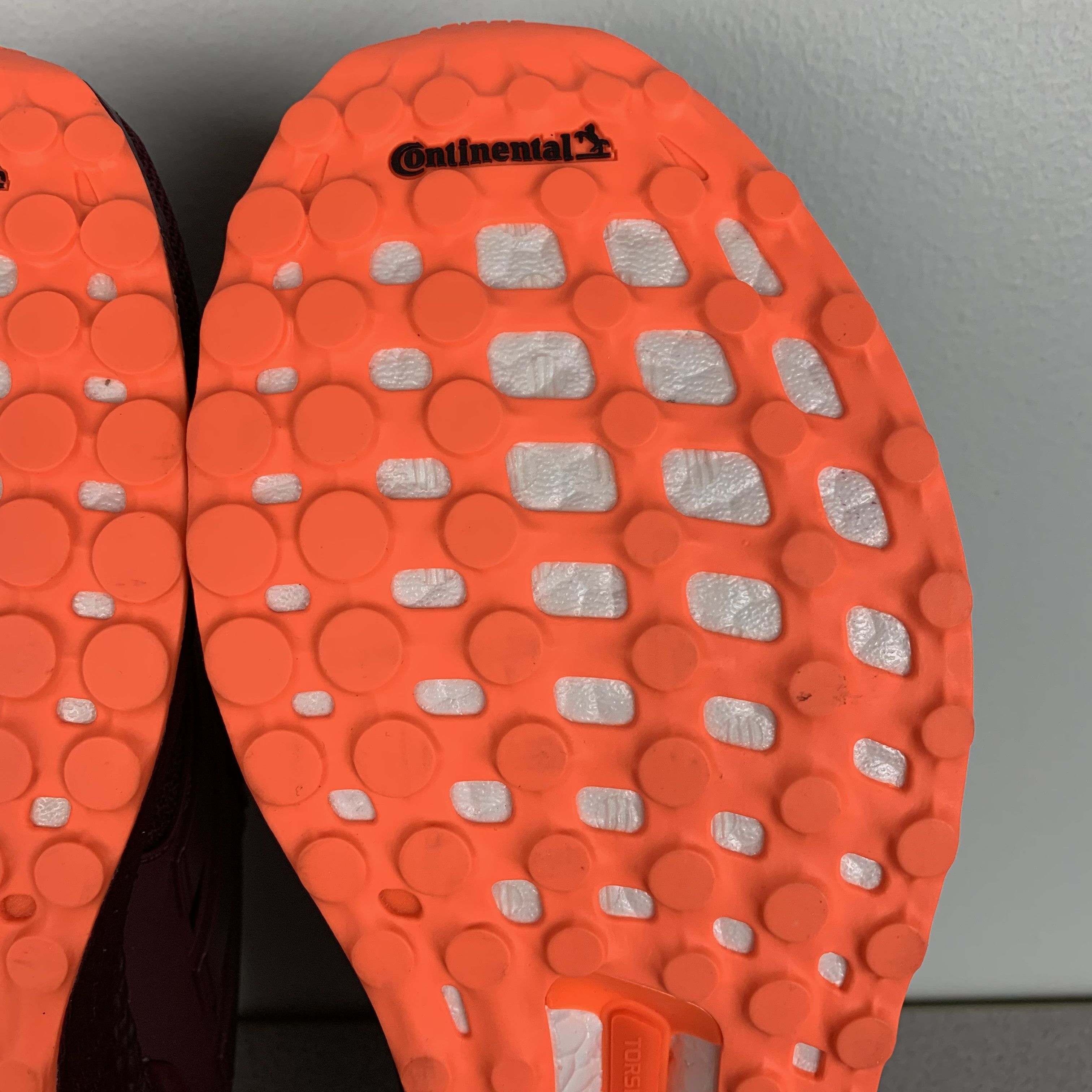 Adidas Ivy Park Ultra Boost Size US 9 / EU 42 - 10 Thumbnail