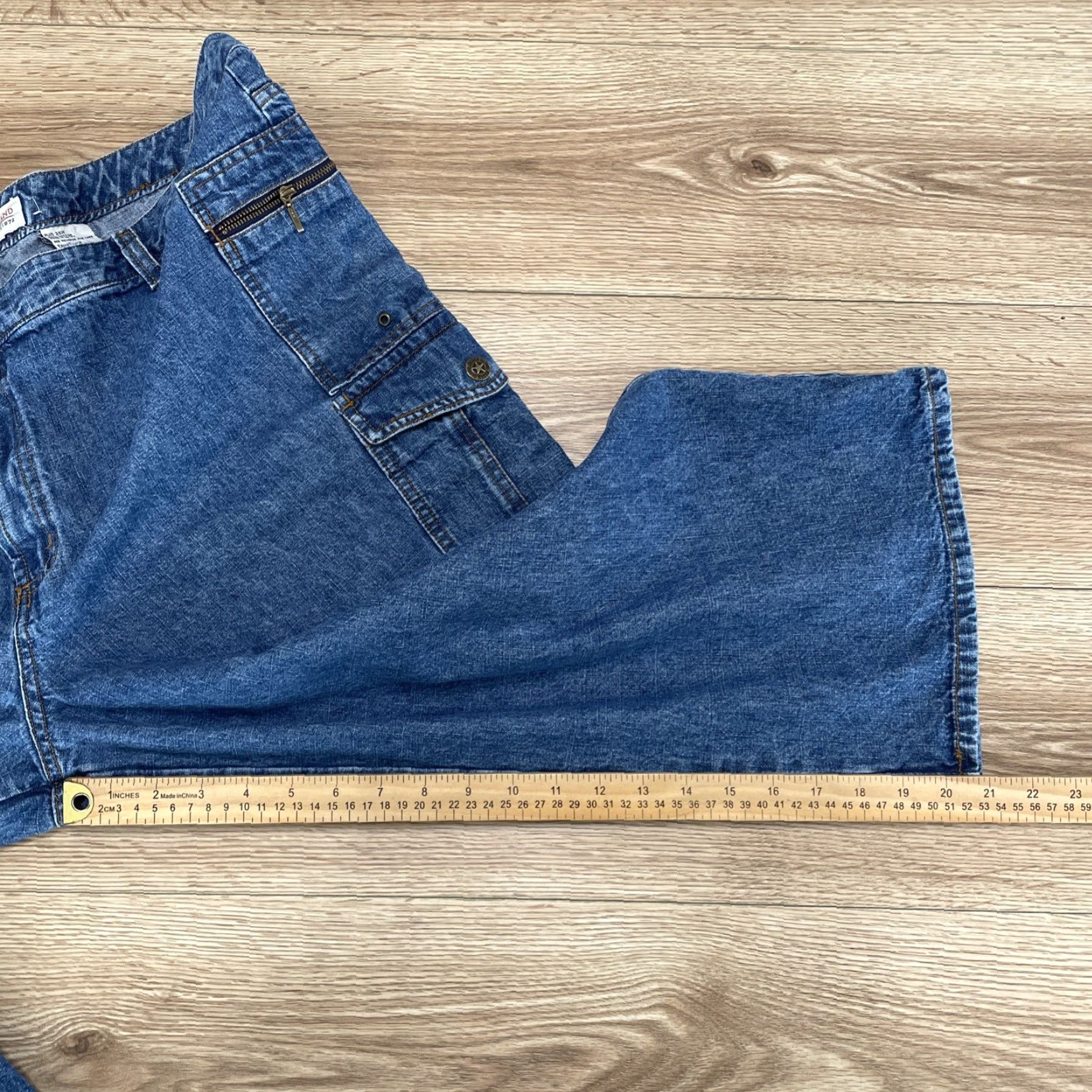 Faded Glory VINTAGE Faded Glory Women’s Cargo Capri Jeans Plus 24W Blue Cotton Womens Size 42" / US 20 - 6 Thumbnail