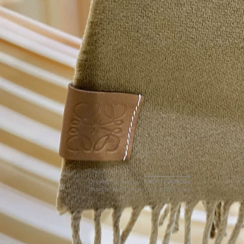 Loewe Loewe Khaki Graffiti Large Logo Printed Wool Scarf Size ONE SIZE - 4 Thumbnail