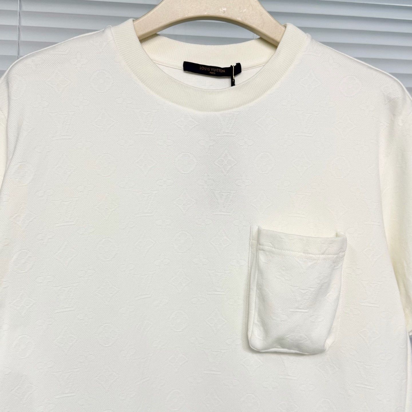 Louis Vuitton Louis Vuitton Short-sleeve T-shirt Size US S / EU 44-46 / 1 - 3 Thumbnail