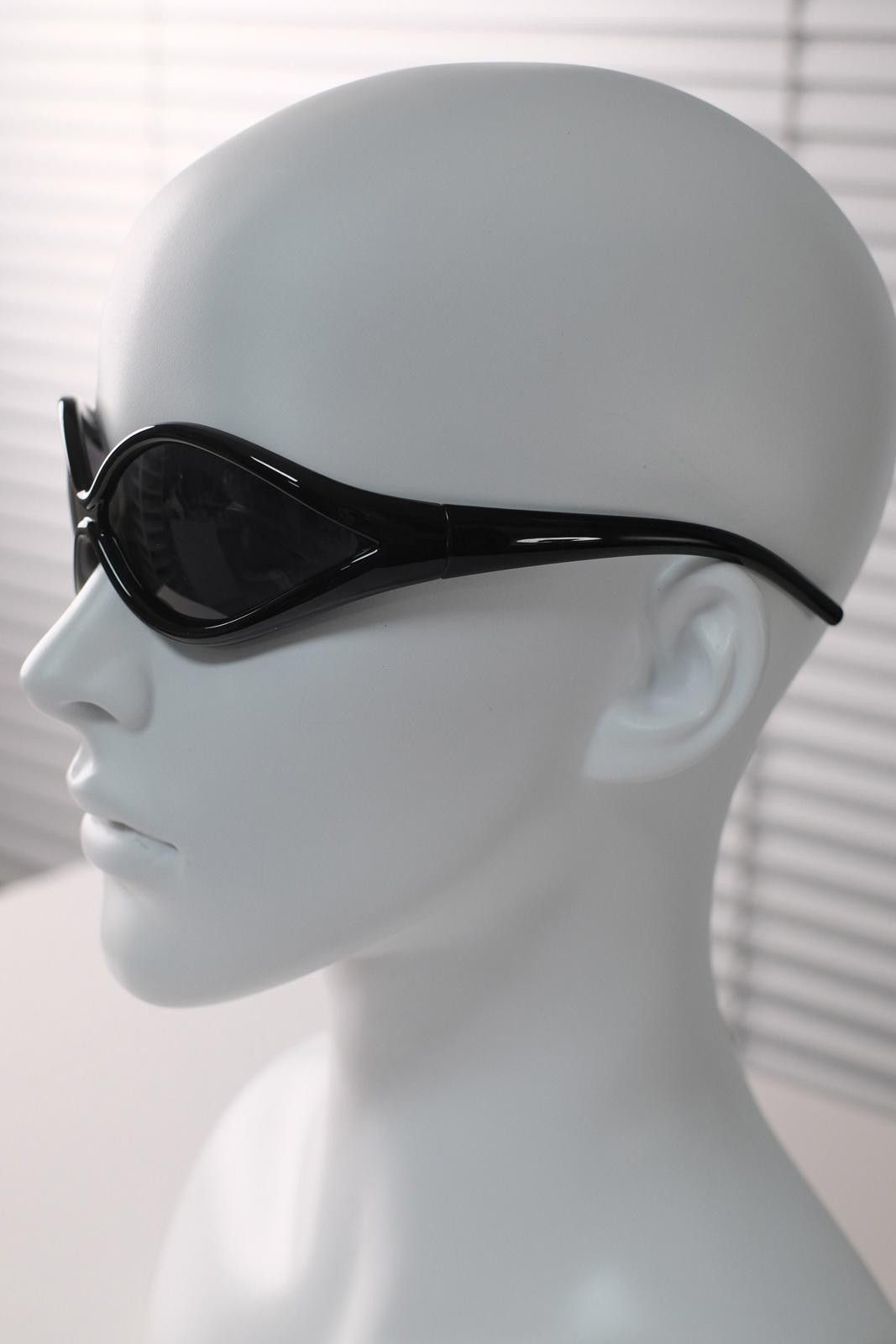 Other Y2k Windproof Avant Garde Futuristic Black Sunglasses Unisex Size ONE SIZE - 4 Thumbnail