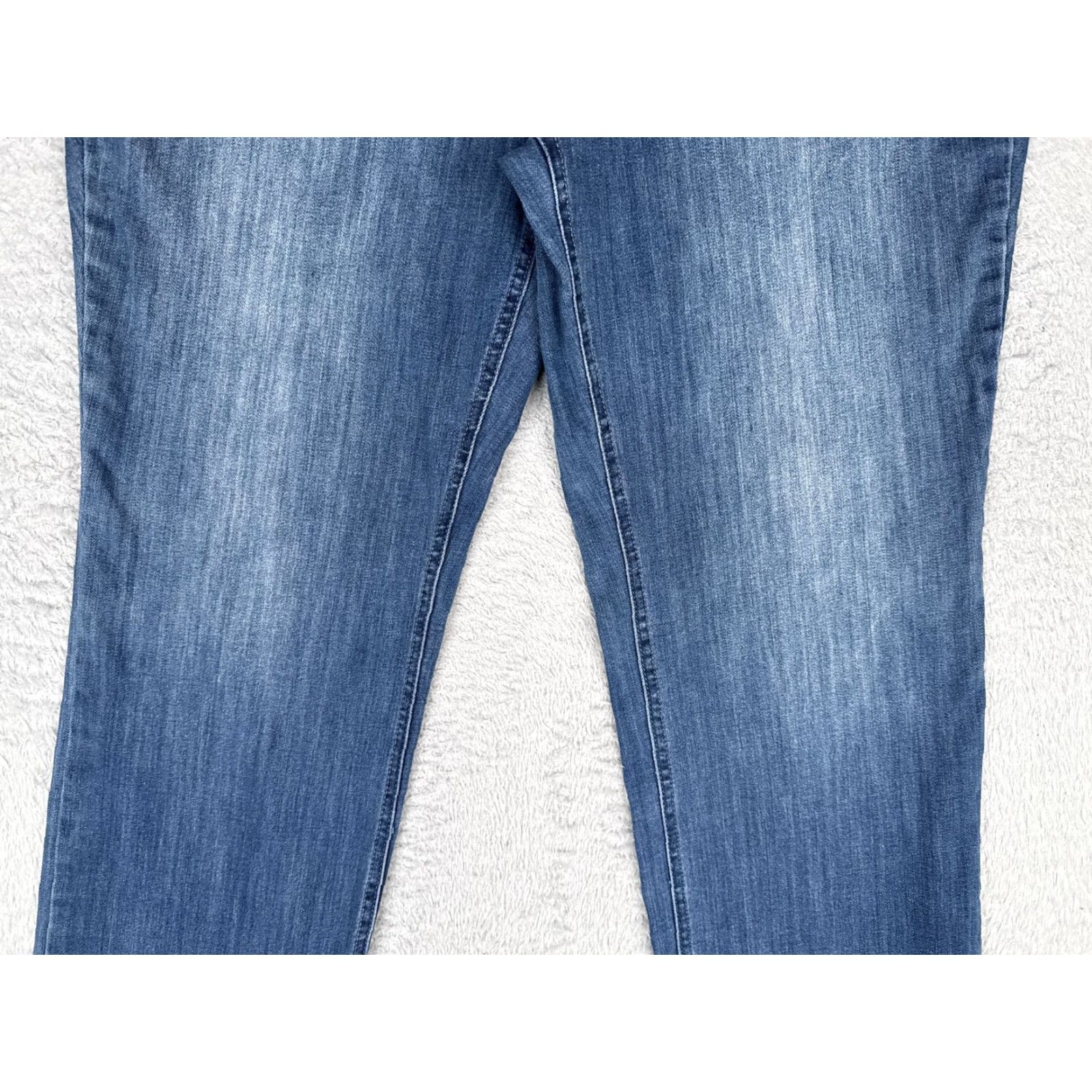 Vintage Secrets Straight Jeans Womens 16 Blue Medium Wash High Rise Relaxed Denim 36x29 Jeans Womens Size 38" / US 16 / IT 52 - 3 Thumbnail