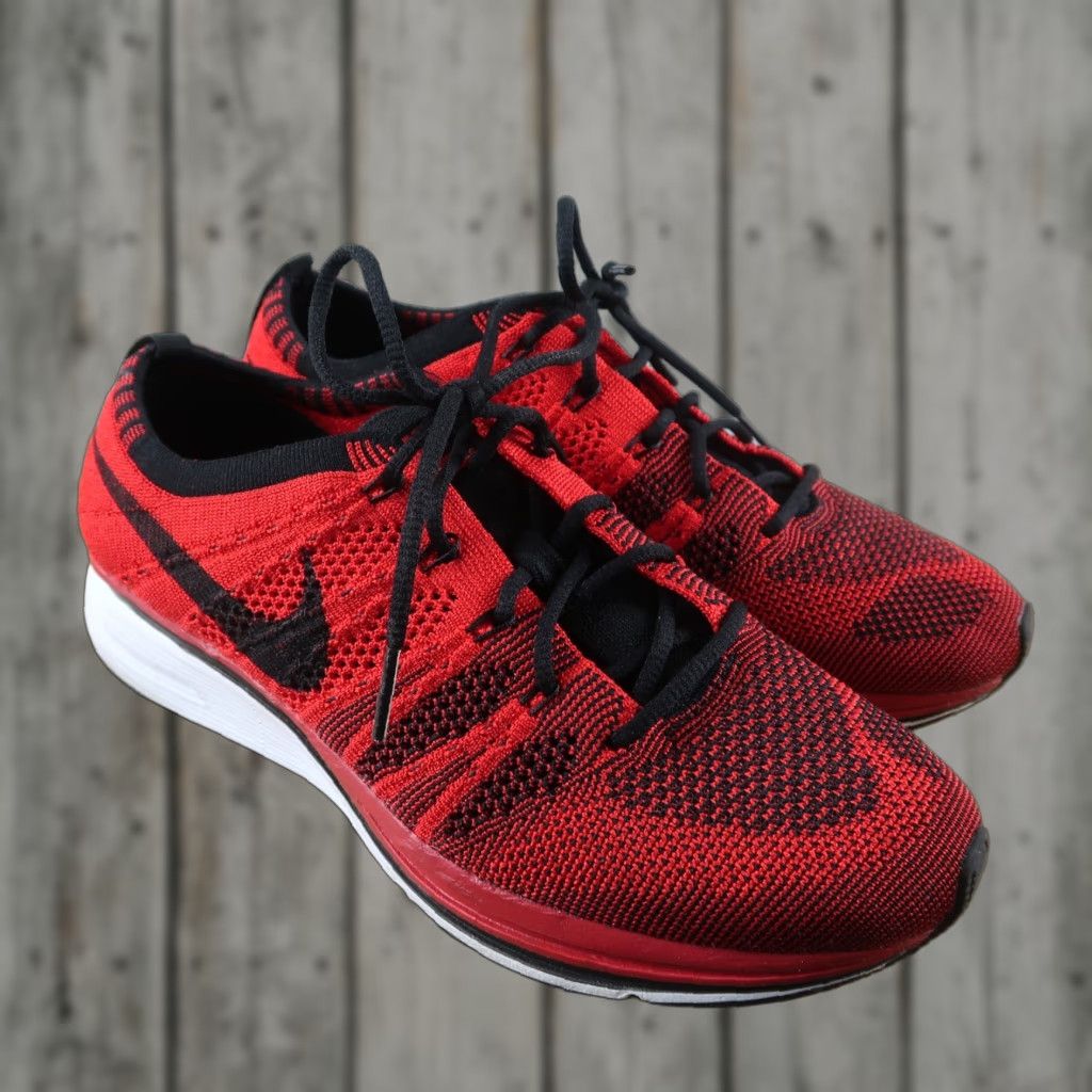 Nike Nike Flyknit Trainer+ Sneaker Women 6 US Red AH8396-601 2017 Nike Air Flyknit Trainer Casual Activewear Running & Jogging Girls Womens Size US 5.5 / IT 35.5 - 1 Thumbnail