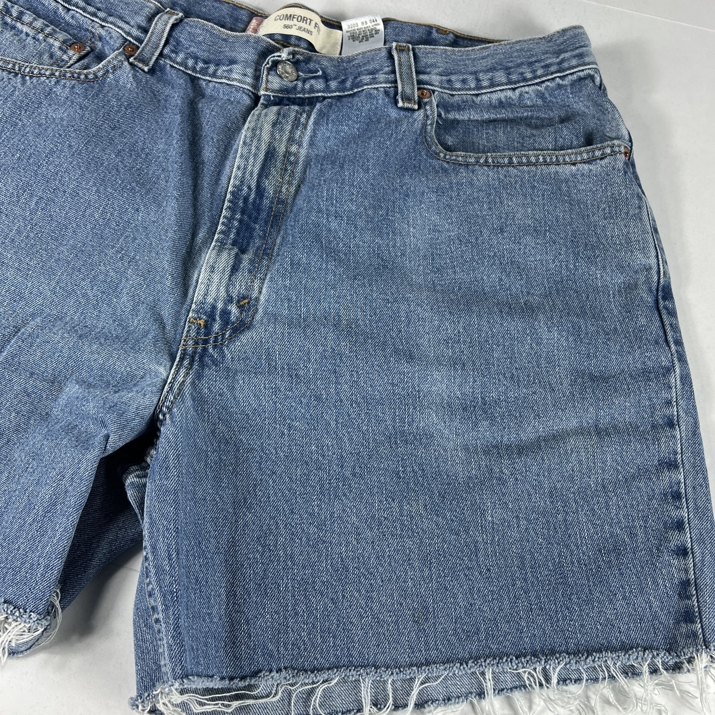 Levi's Y2K Levi's Jeans Shorts 560 Loose Cut Off Cotton Denim Jorts Size US 38 / EU 54 - 4 Thumbnail