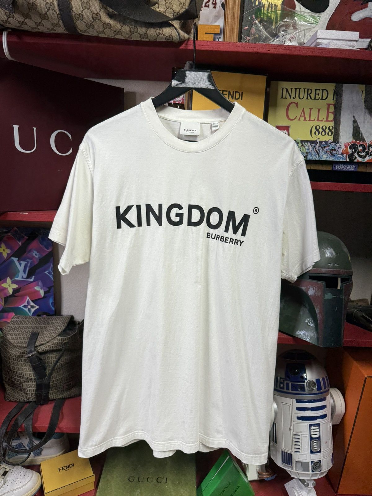 Burberry Burberry Kingdom T-Shirt White Spellout Tee Size Medium Size US M / EU 48-50 / 2 - 7 Thumbnail