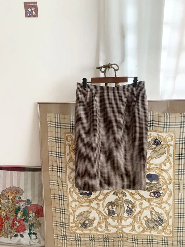 Burberry Burberry Brown Wool Midi Skirt Size 23" - 1 Thumbnail