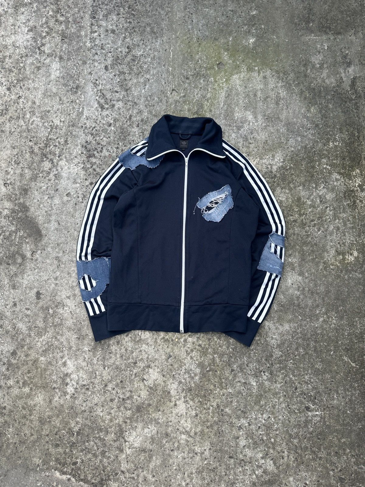 Adidas Y2K Custom Adidas Jacket Streetwear Alt Rare Casual M USA Size US M / EU 48-50 / 2 - 1 Thumbnail