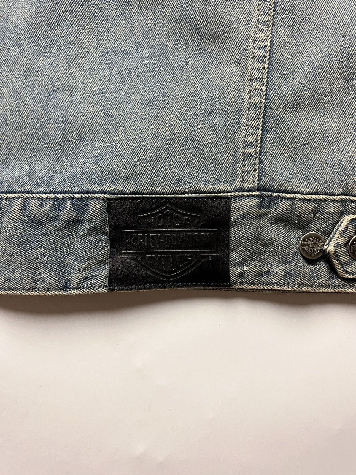 Harley Davidson Harley Davidson Gothic Skull Embroidered Denim Jacket Size US L / EU 52-54 / 3 - 11 Thumbnail