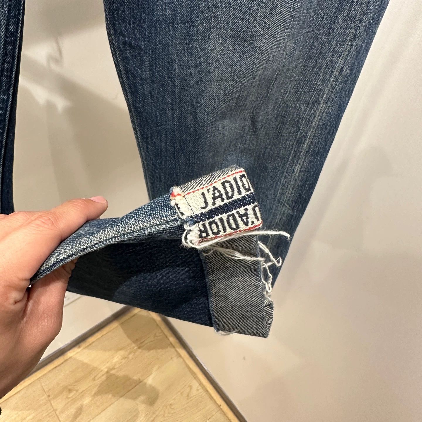Christian Dior Monsieur Dior feb453 cuff slogan jeans W34 Size 25" / US 0 / IT 36 - 6 Thumbnail