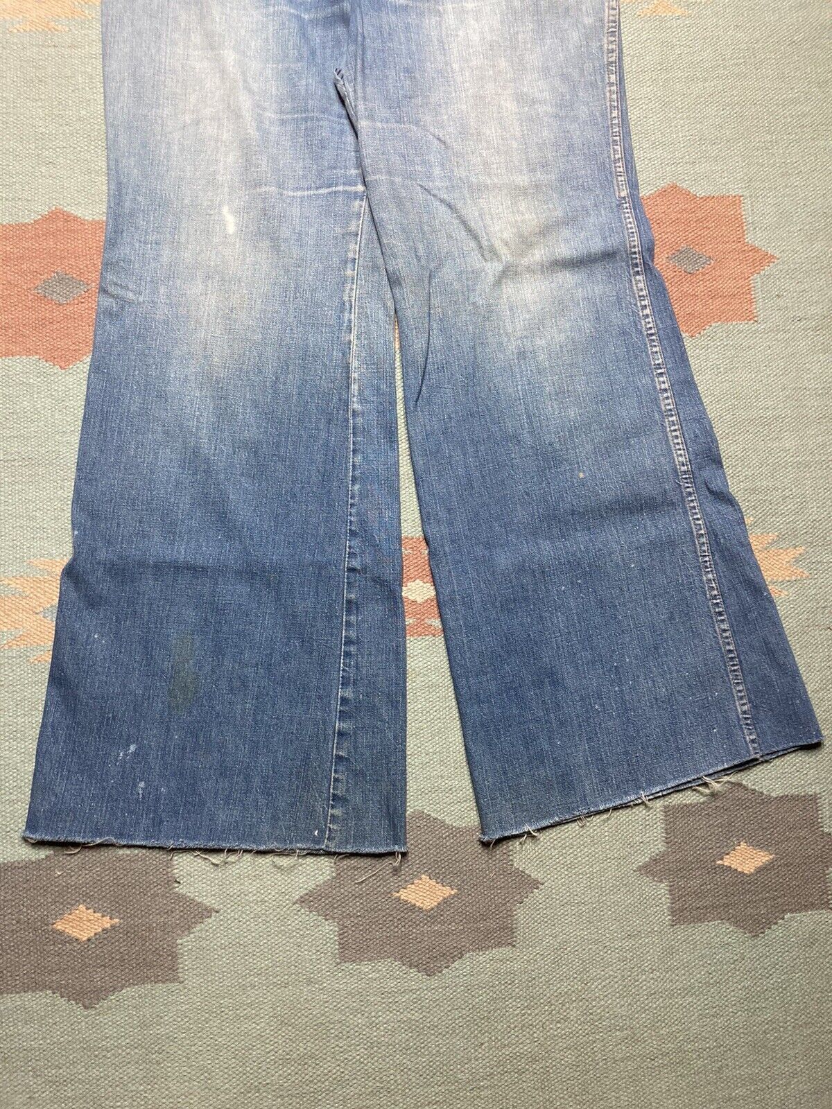 Vintage 70s maverick bell bottom jeans fade denim flare hippie 34x31 Size 34" / US 12 / IT 48 - 3 Thumbnail