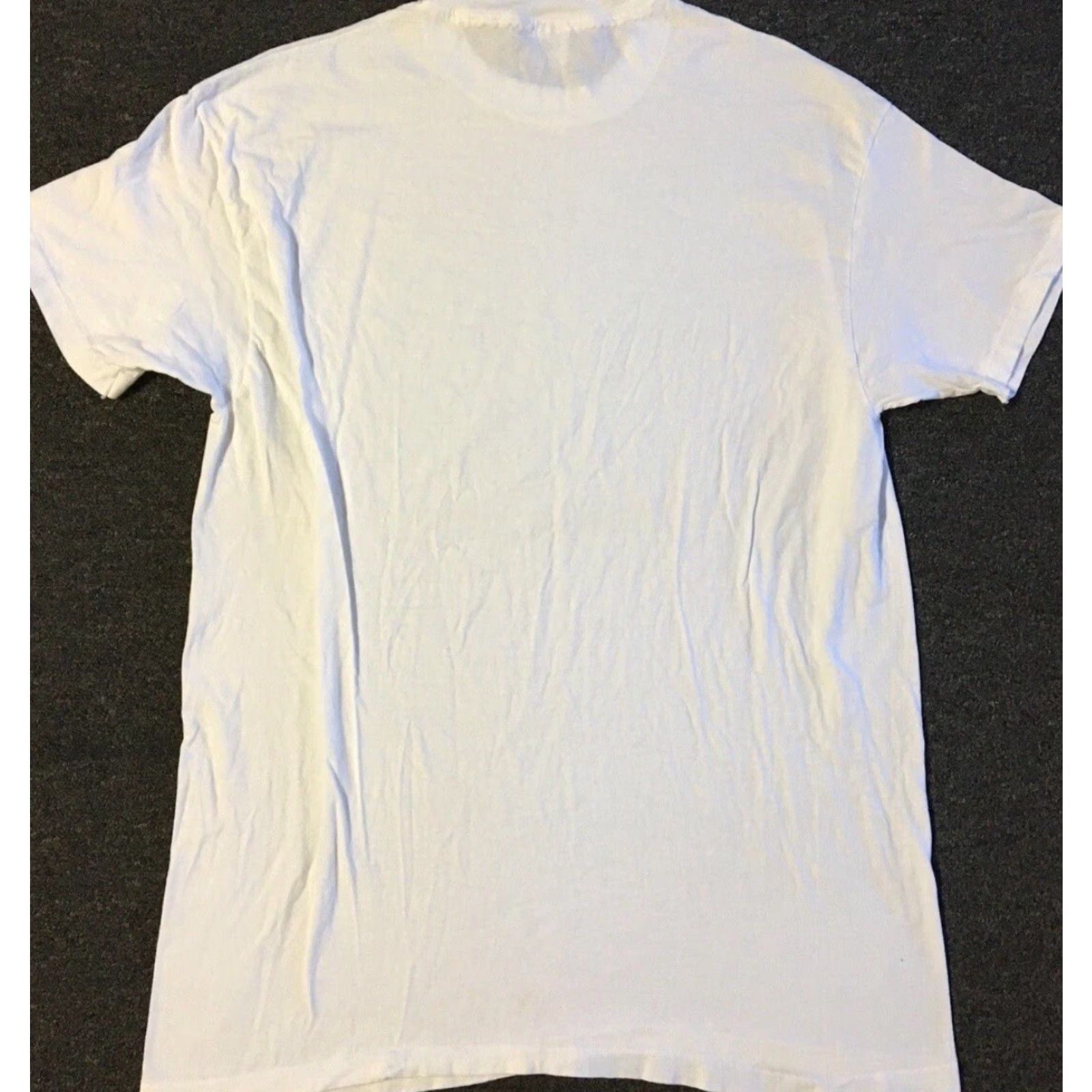 Hanes VINTAGE Hanes Shirt XL White 80s 90s Faded Grunge Biker Punk Skate Surf Trucker Track PE Men Short Sleeve T-Shirt Single Stitch Size US XL / EU 56 / 4 - 6 Thumbnail