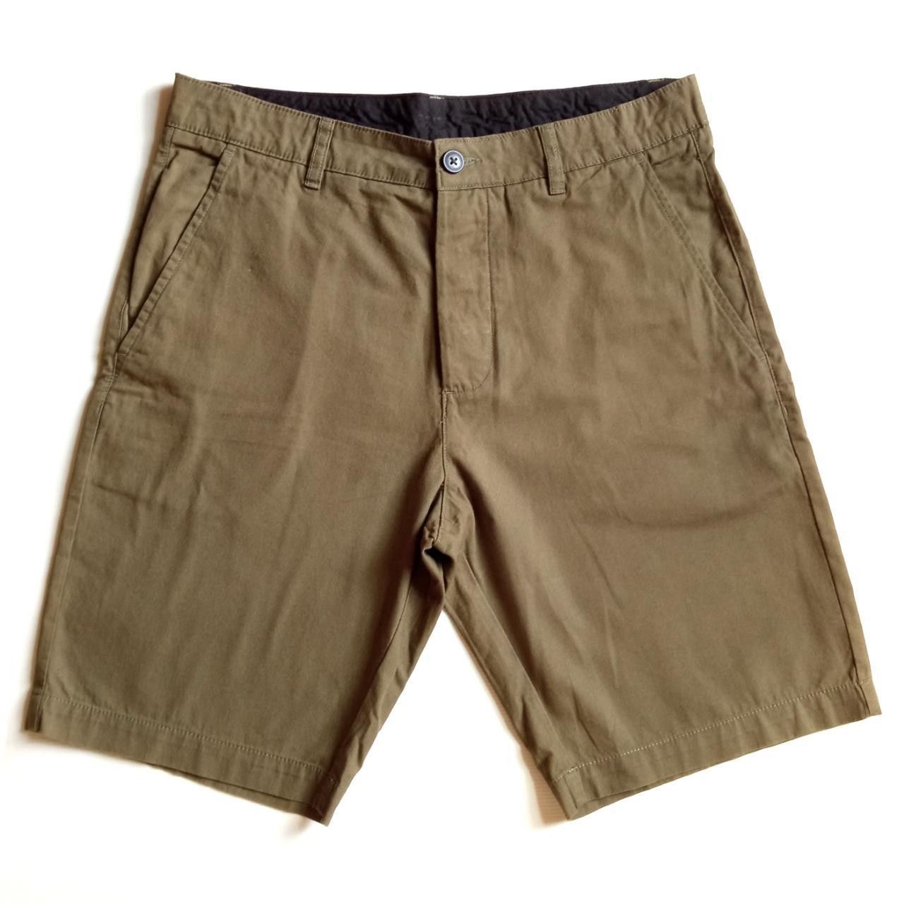 H&M H&M Olive Green Chino Shorts Size US 30 / EU 46 - 1 Thumbnail