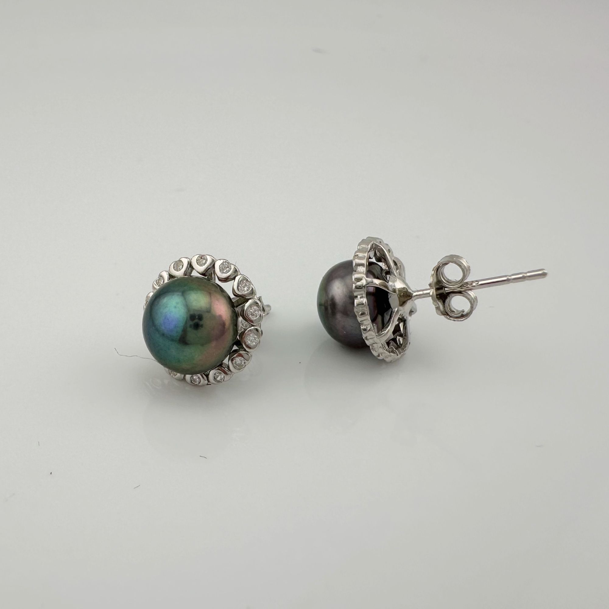 Other Peacock Pearl Halo Stud Earrings Size ONE SIZE - 4 Thumbnail