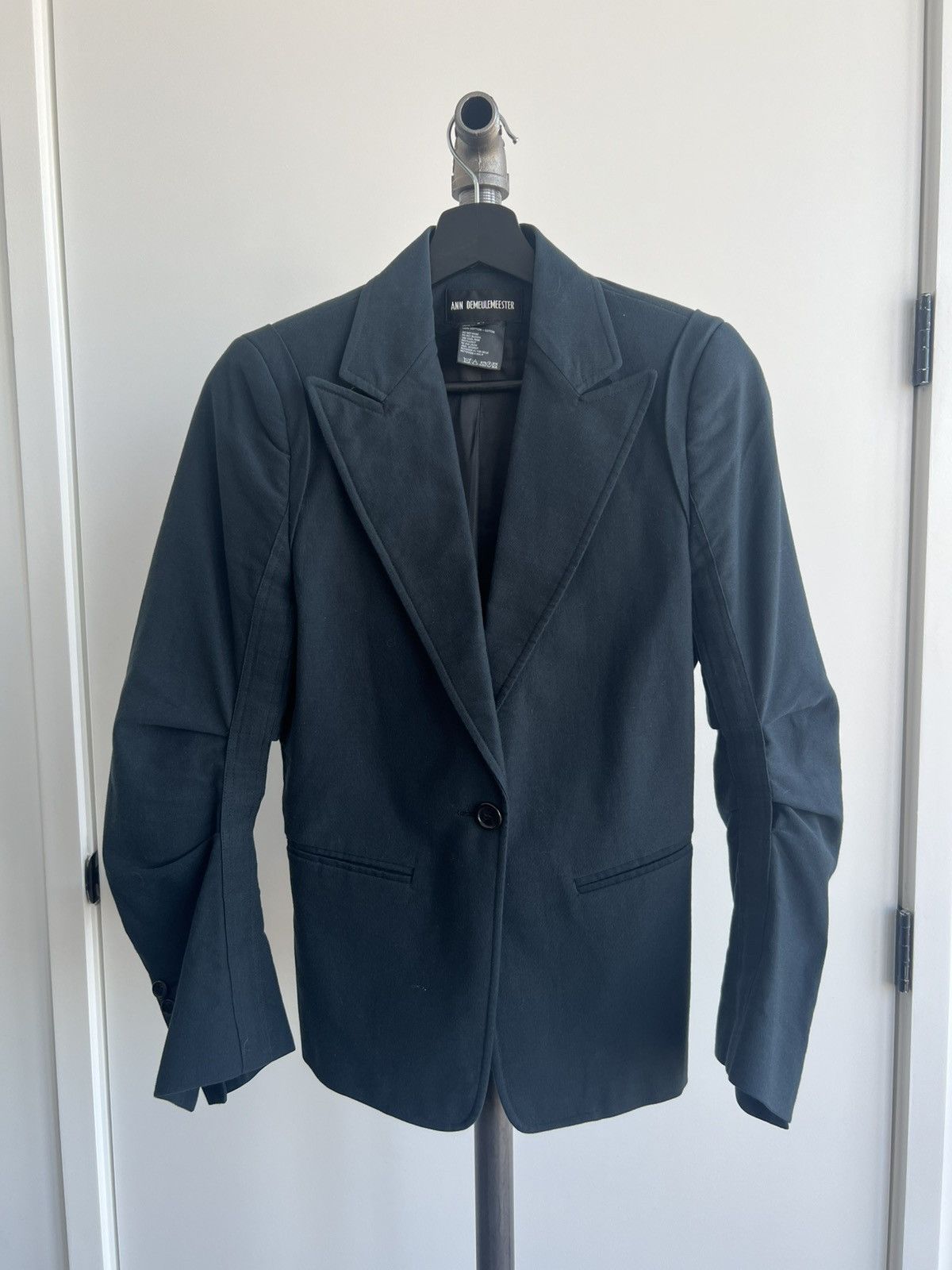 ANN DEMEULEMEESTER 90s ワイドラペルジャケットXS Ann Demeulemeester '90s Strap-Sleeve Blazer | Grailed