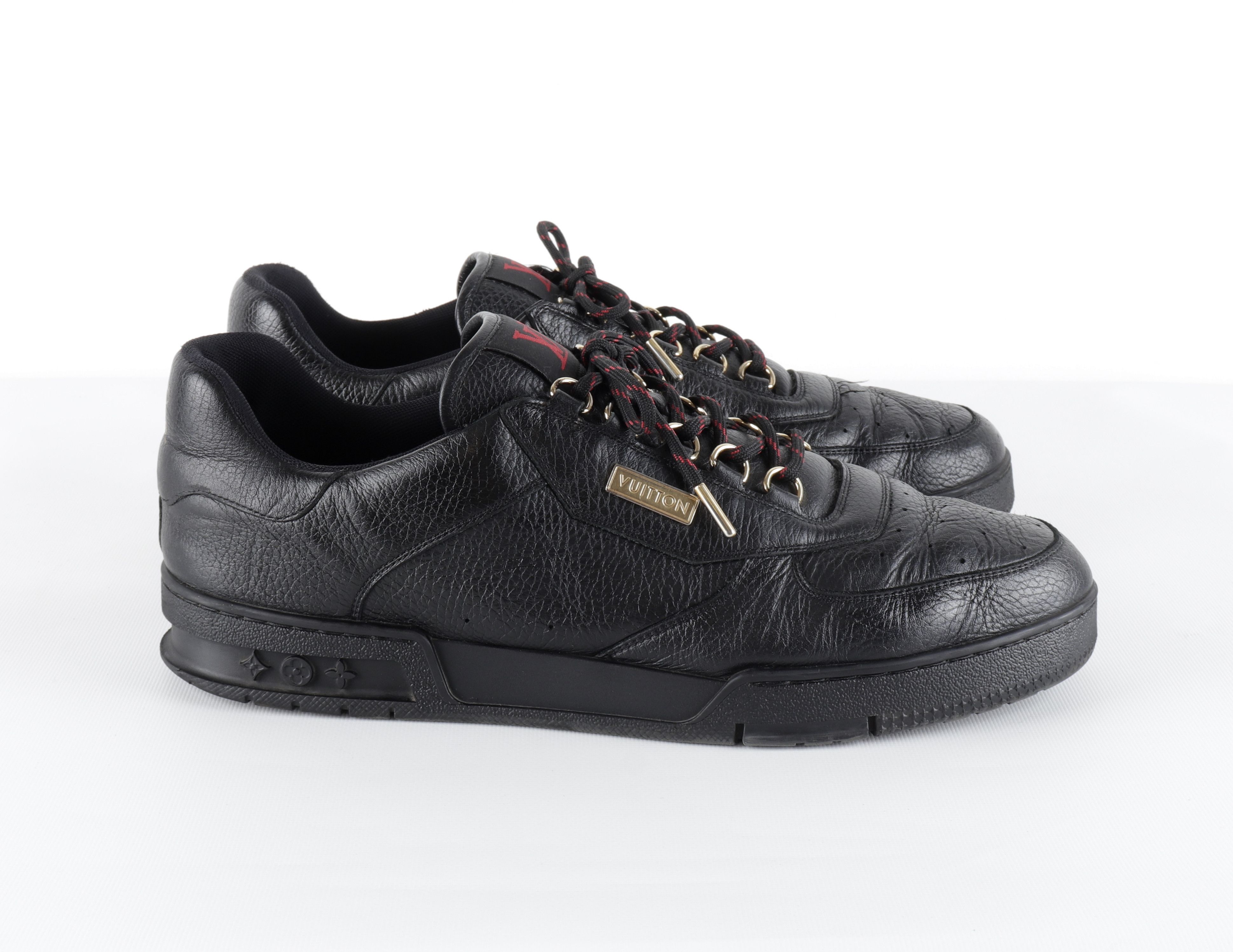 Louis Vuitton LOUIS VUITTON Black Leather Gold Hardware LV Logo Sneakers Size US 12 / EU 45 - 3 Thumbnail
