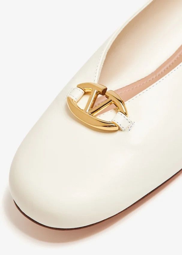 Valentino o1s22i1n0924 Vlogo Ballet Flats in White Size US 10 / IT 40 - 2 Thumbnail