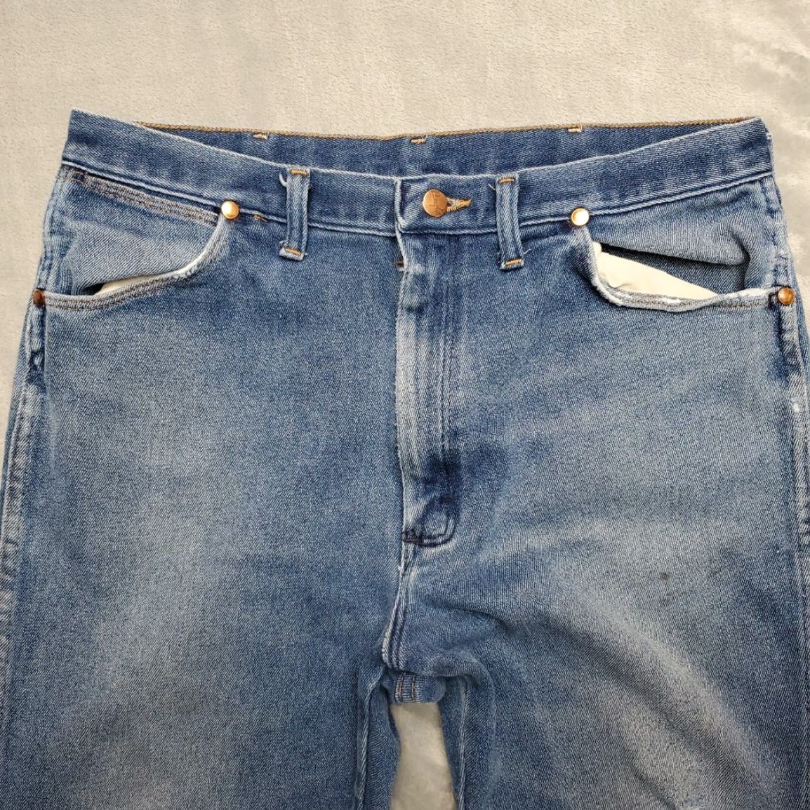 Wrangler Wrangler Jeans Mens 38x30 Blue Denim Cowboy 937STR Straight 5-Pocket Western Vintage Mens Size US 38 / EU 54 - 7 Thumbnail