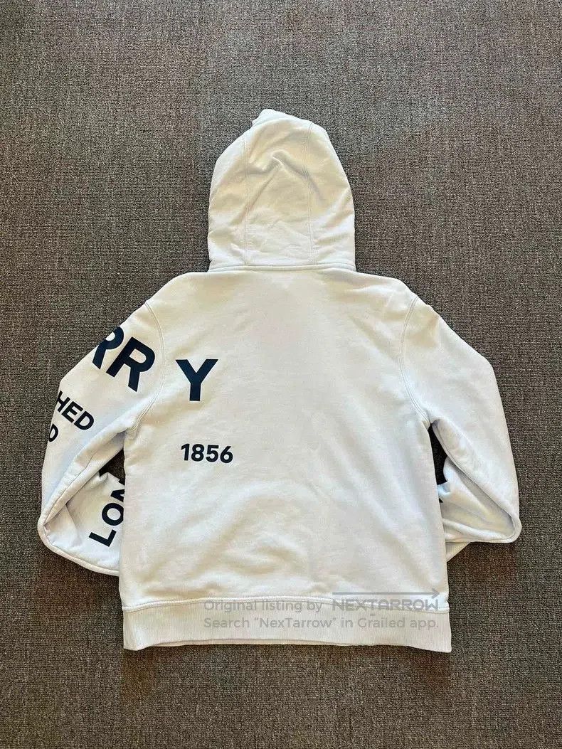 Burberry Burberry Horseferry Hoodie in Light Blue. Size US M / EU 48-50 / 2 - 2 Thumbnail