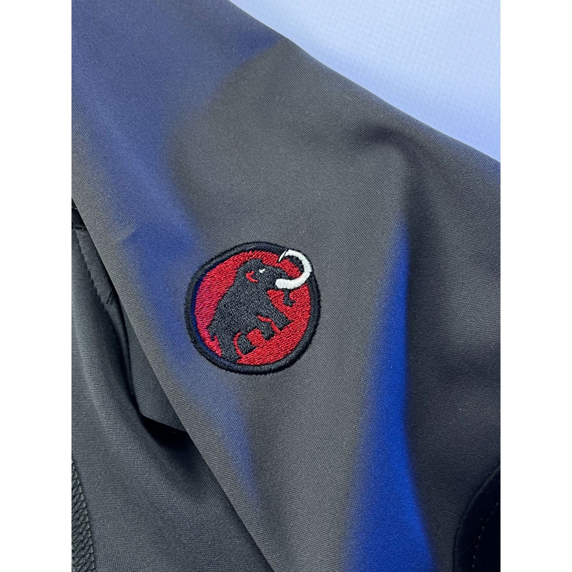 Mammut × Vintage Mammut Mens Softshell Jacket Windstopper Large Black/Gray Size US L / EU 52-54 / 3 - 8 Thumbnail