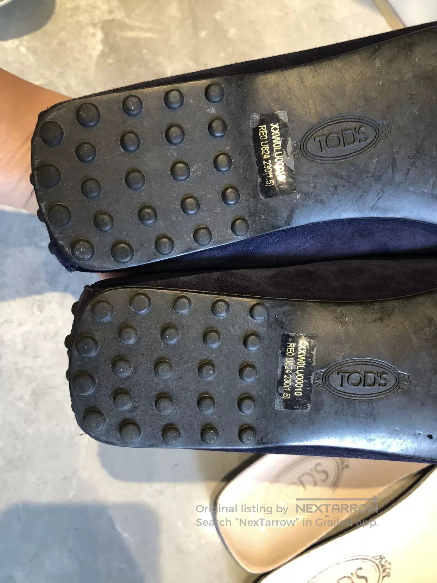 Tod's TOD'S Women's Handcrafted Loafers. Size US 5 / IT 35 - 6 Thumbnail