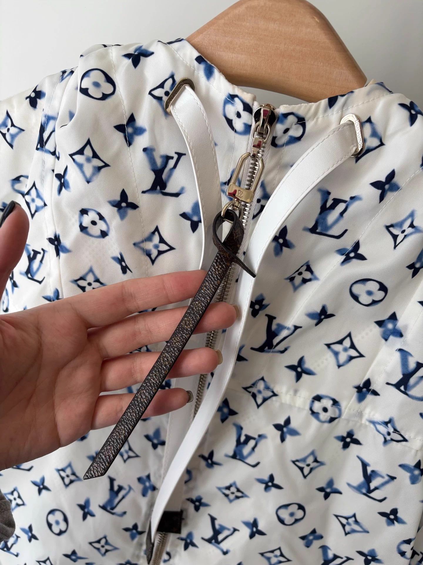 Louis Vuitton LV 25 Nautical All Over Logo Hooded Jacket 38 Size S / US 4 / IT 40 - 2 Thumbnail