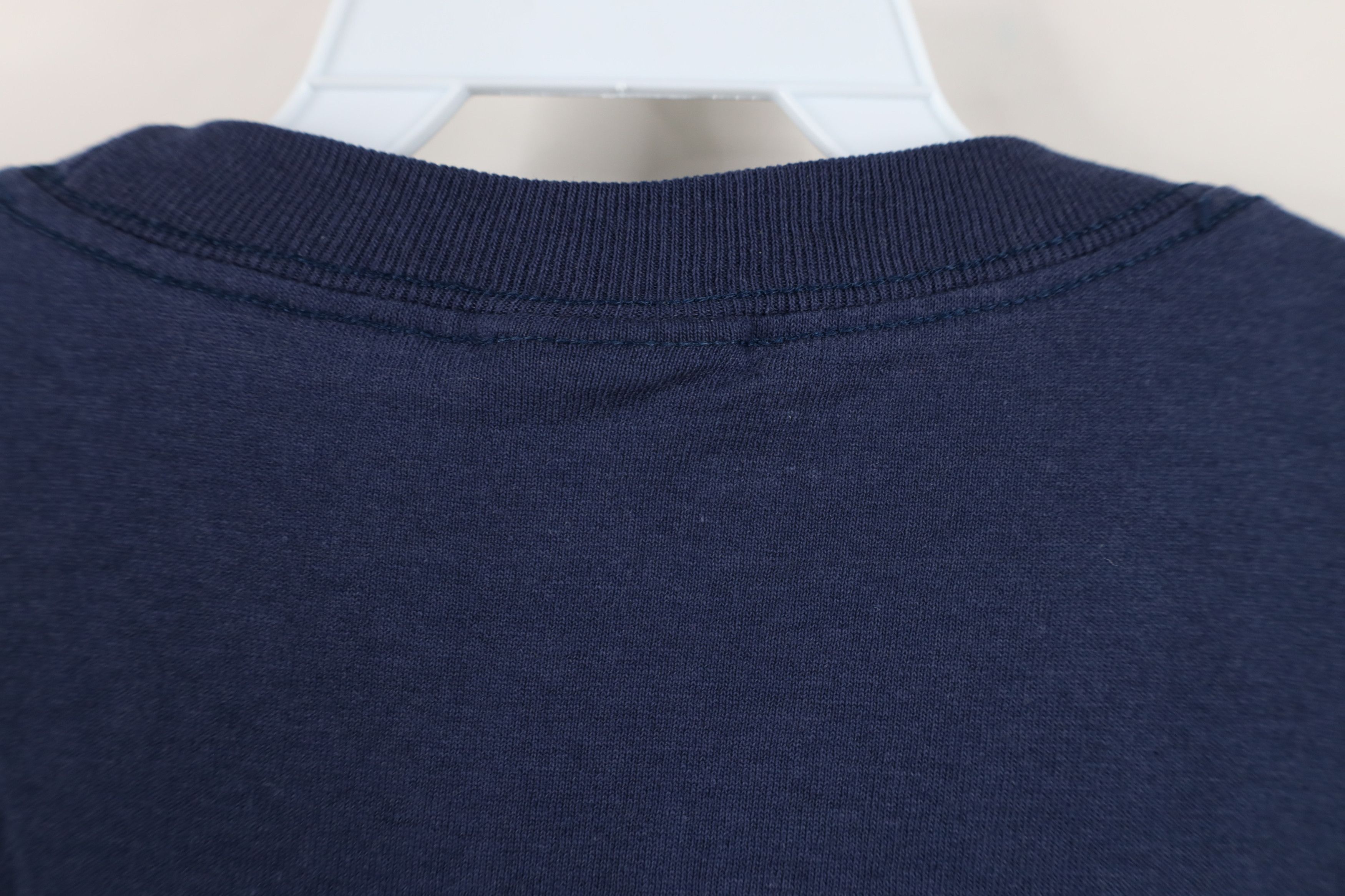 Hanes Vintage 90s Hanes Heavyweight Blank T-Shirt Navy Blue Size US L / EU 52-54 / 3 - 9 Thumbnail