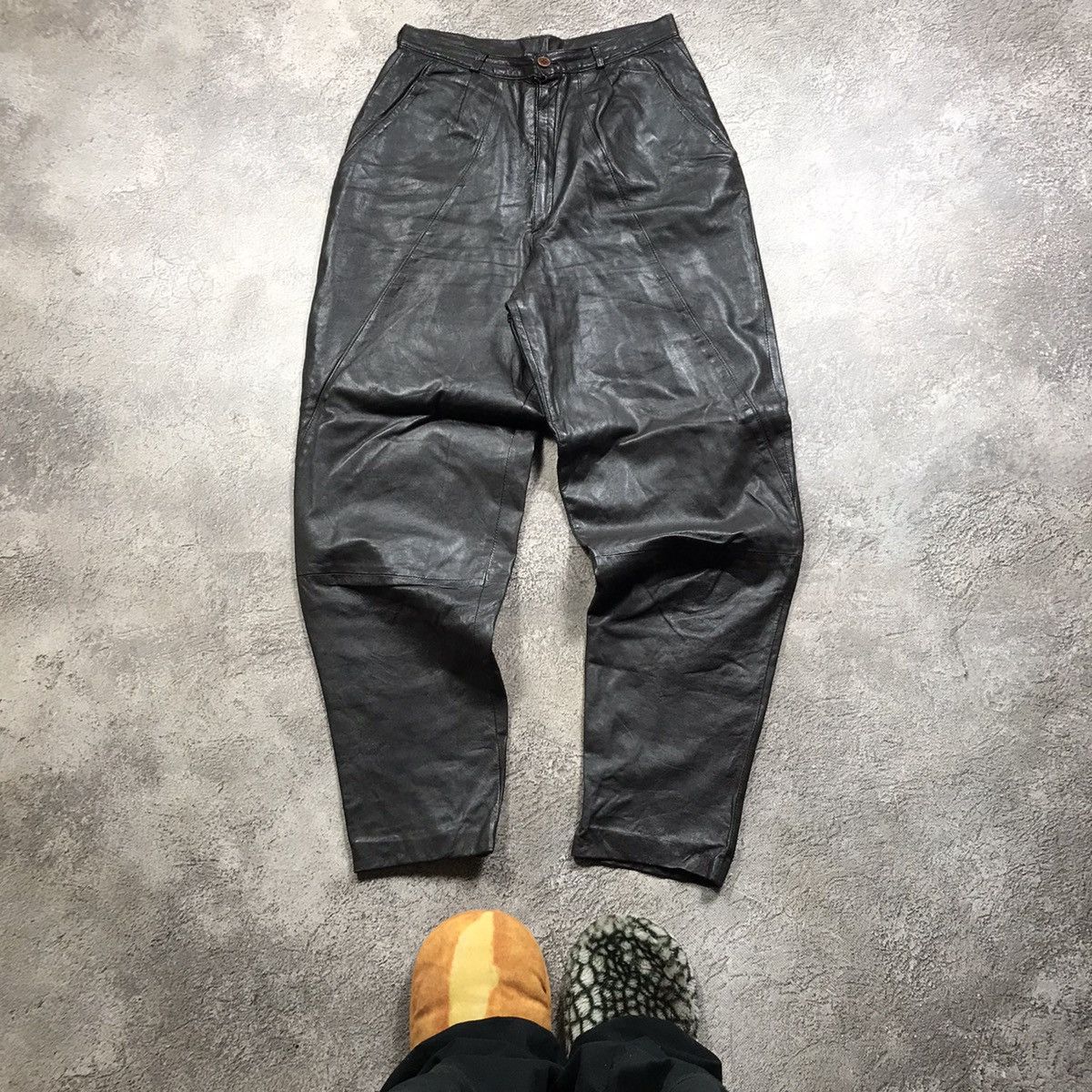 Vintage Vintage Y2K Baggy Leather Biker Pants Streetwear Thrashed 29 Size US 29 - 2 Thumbnail