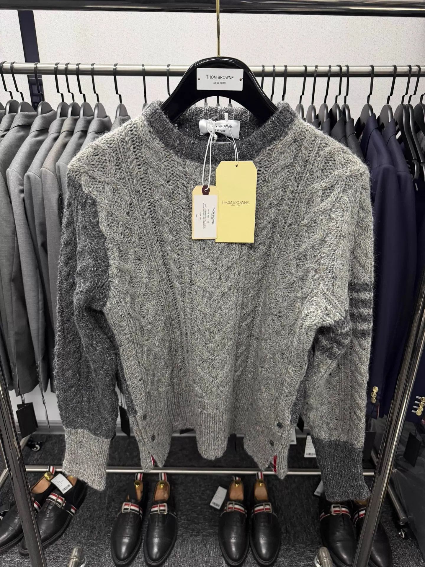 Thom Browne Thom Browne 4-Bar Colorblock Crewneck Sweater Size 2 Size US M / EU 48-50 / 2 - 1 Thumbnail