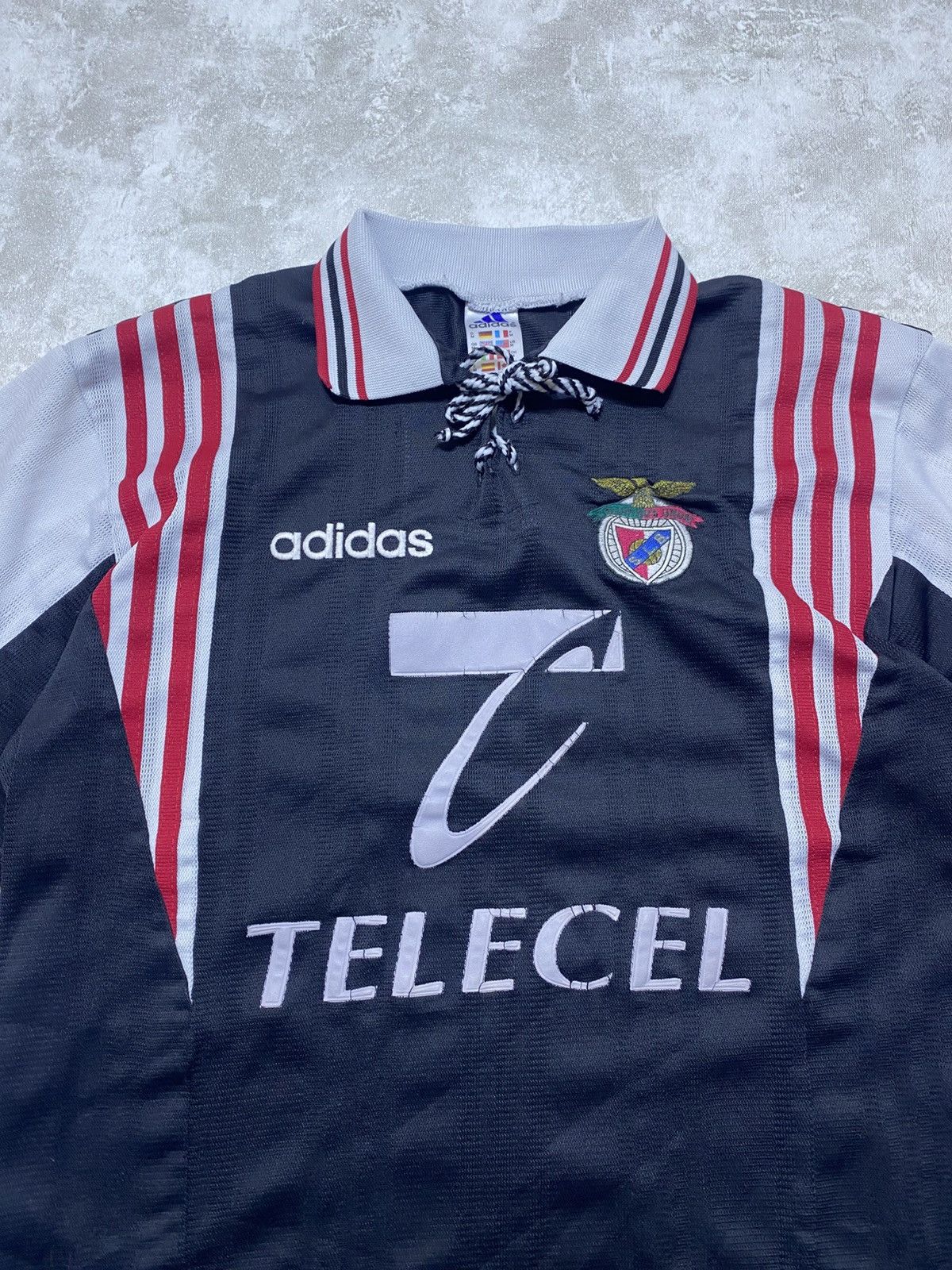 Adidas Vintage 1997-98 Benfica Adidas Away - Rare Football Jersey Size US M / EU 48-50 / 2 - 3 Thumbnail