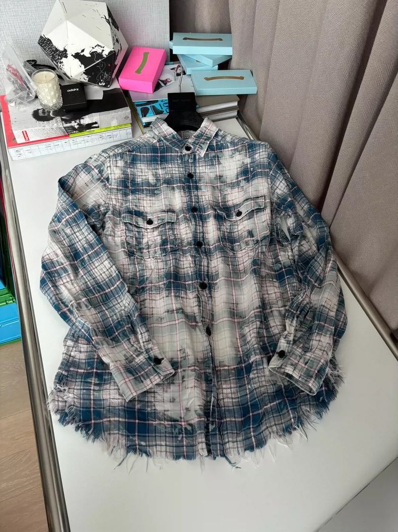 Saint Laurent Paris Saint Laurent Paris Saint Laurent Blue and White Shirt-250 Size US L / EU 52-54 / 3 - 1 Thumbnail
