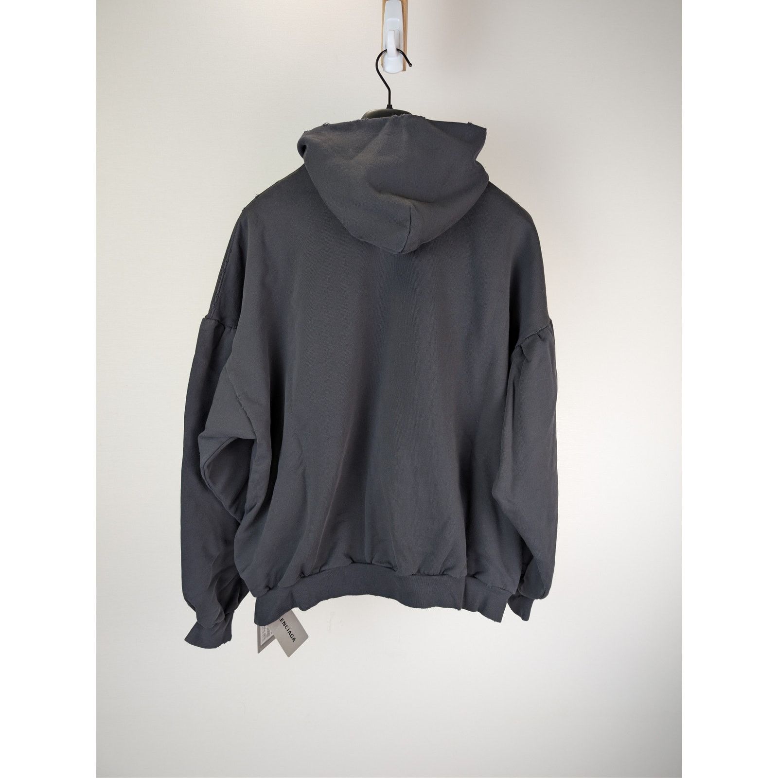 Balenciaga o1rshd1 Round Hoodie 1569 Be Kind Medium Molleton in Black Size US S / EU 44-46 / 1 - 9 Thumbnail