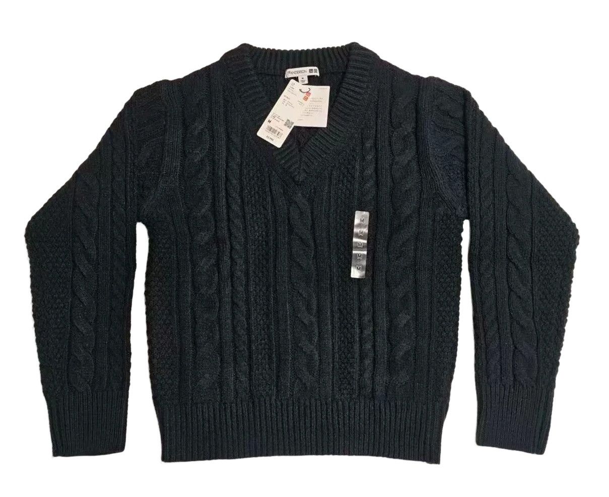 Uniqlo J.W. Anderson x Uniqlo Cable Knit Sweater Size M Size M / US 6-8 / IT 42-44 - 1 Thumbnail