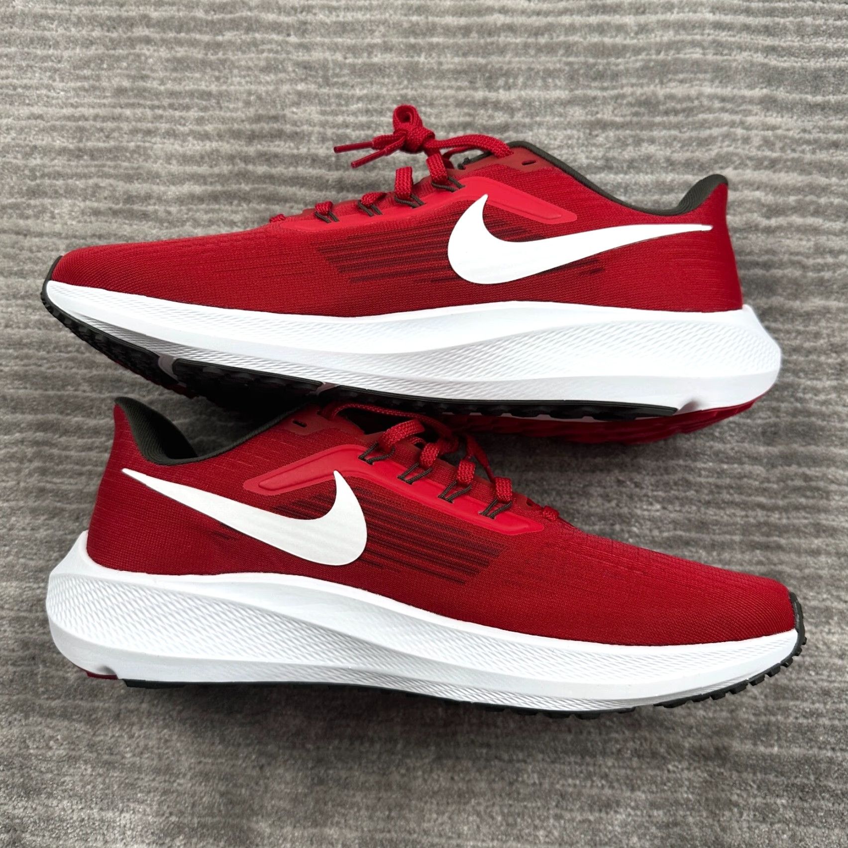 Nike Nike Air Zoom Pegasus 39 Mens 11.5 NFL Tampa Bay Buccaneers Red 2022 Size ONE SIZE - 3 Thumbnail