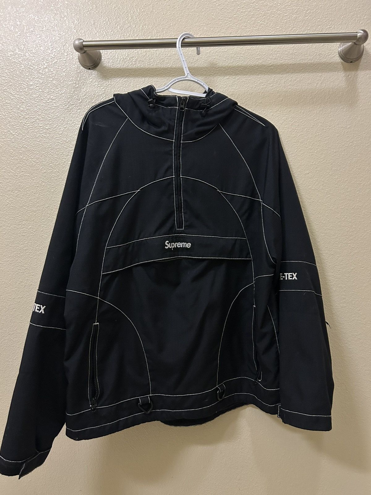 Supreme Supreme GORE-TEX Contrast Stitch Anorak | Grailed