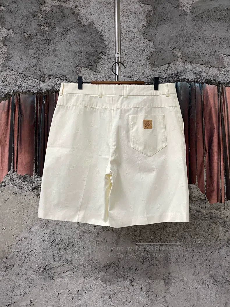 Louis Vuitton Louis Vuitton size US 52 shorts Size US 36 / EU 52 - 2 Thumbnail