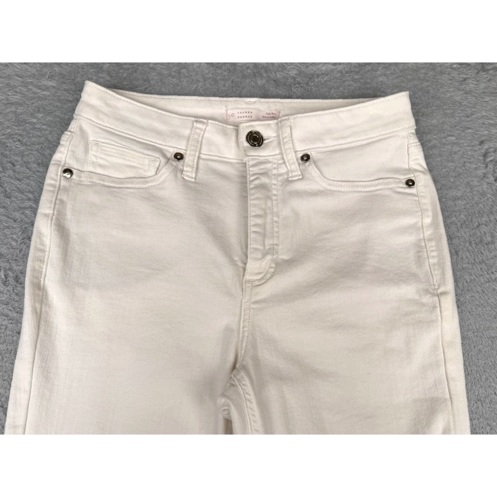 Vintage LC Lauren Conrad Jeans Women White Denim High Rise Skinny Ankle Cropped Hem 26x26 4 Regular Inseam 26 in Cotton Denim Size 27" / US 4 / IT 40 - 4 Thumbnail