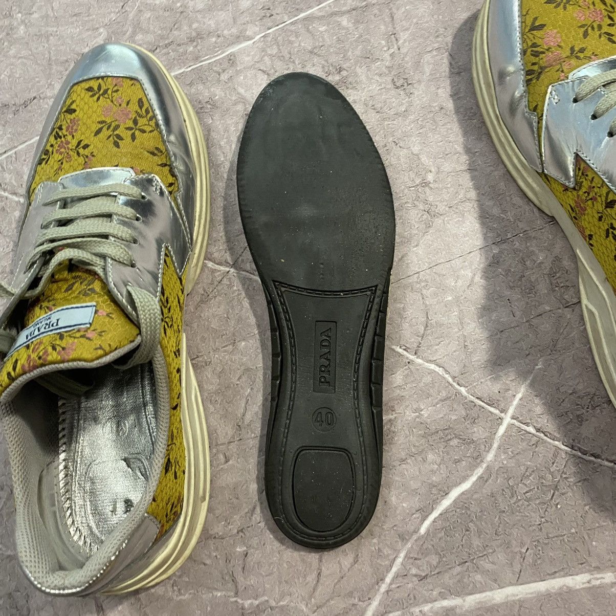 Prada RARE ! PRADA SHOES FLOWERS Size US 10 / IT 40 - 16 Thumbnail