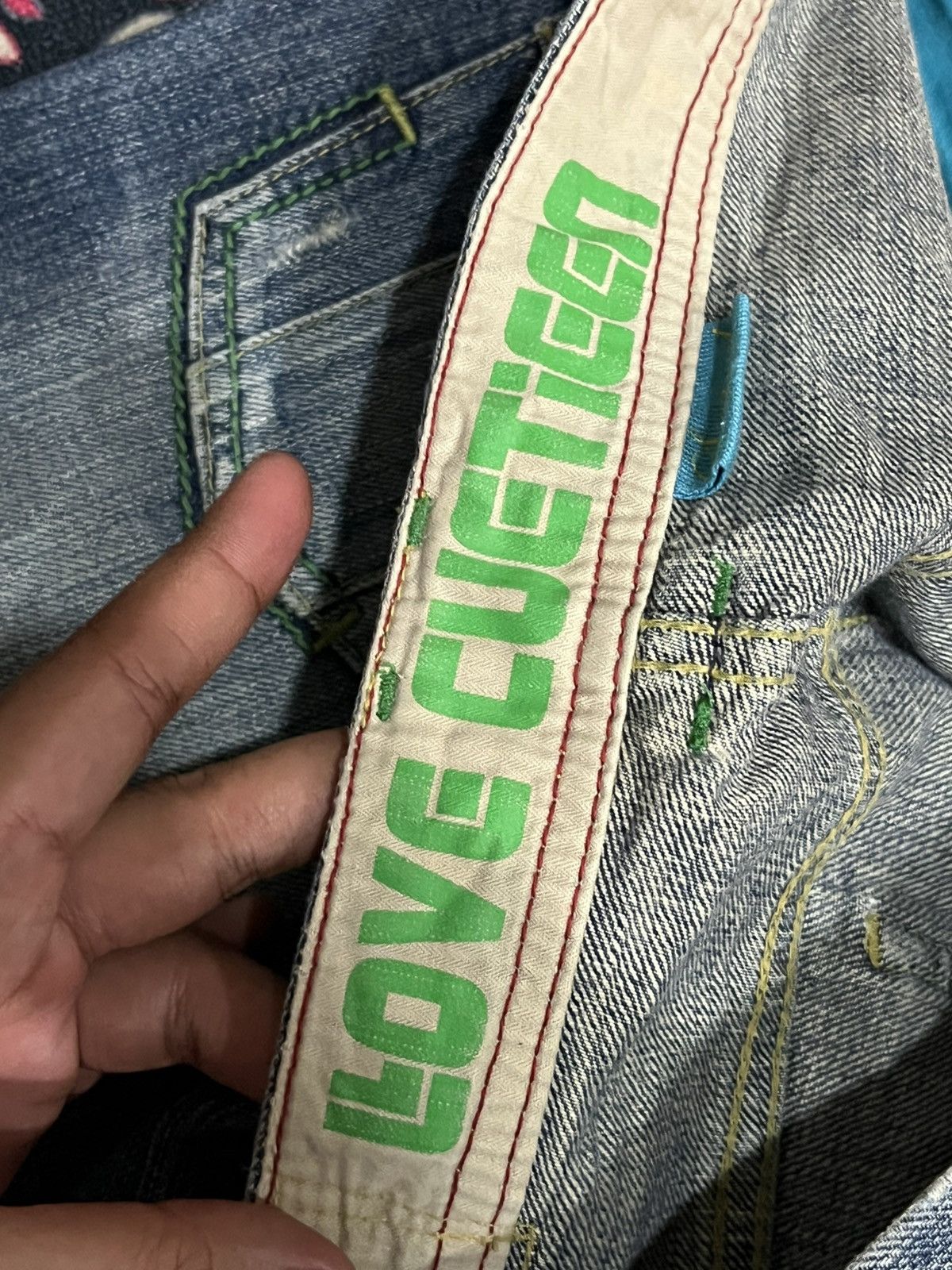 Japanese Brand Vintage Japanese Brand Low Rise Blue Wash Ripped Flare Jeans Size 30" / US 8 / IT 44 - 14 Thumbnail