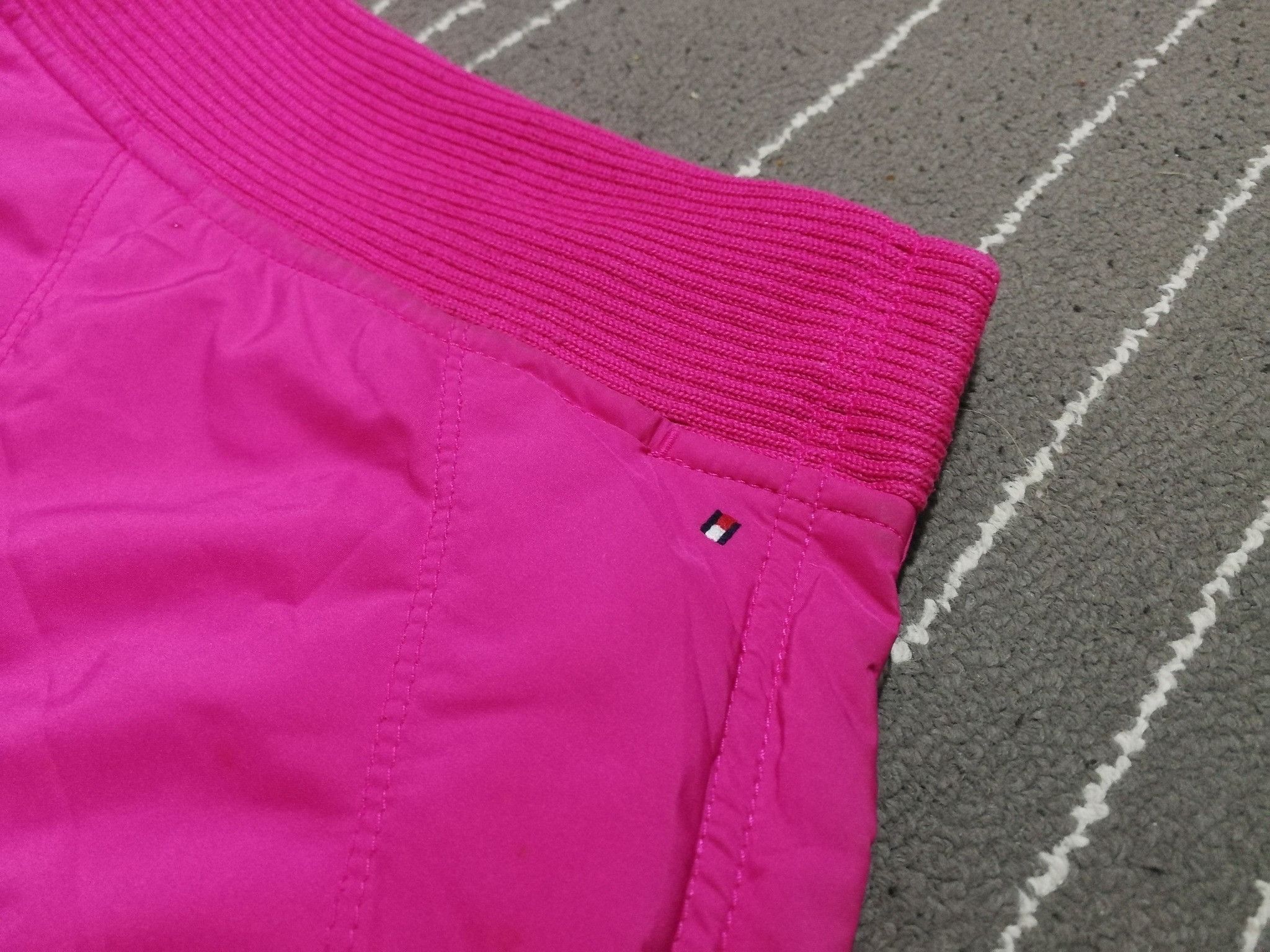 Tommy Hilfiger Tommy hilfiger Pink vest L 1970 woman Size L / US 10 / IT 46 - 7 Thumbnail