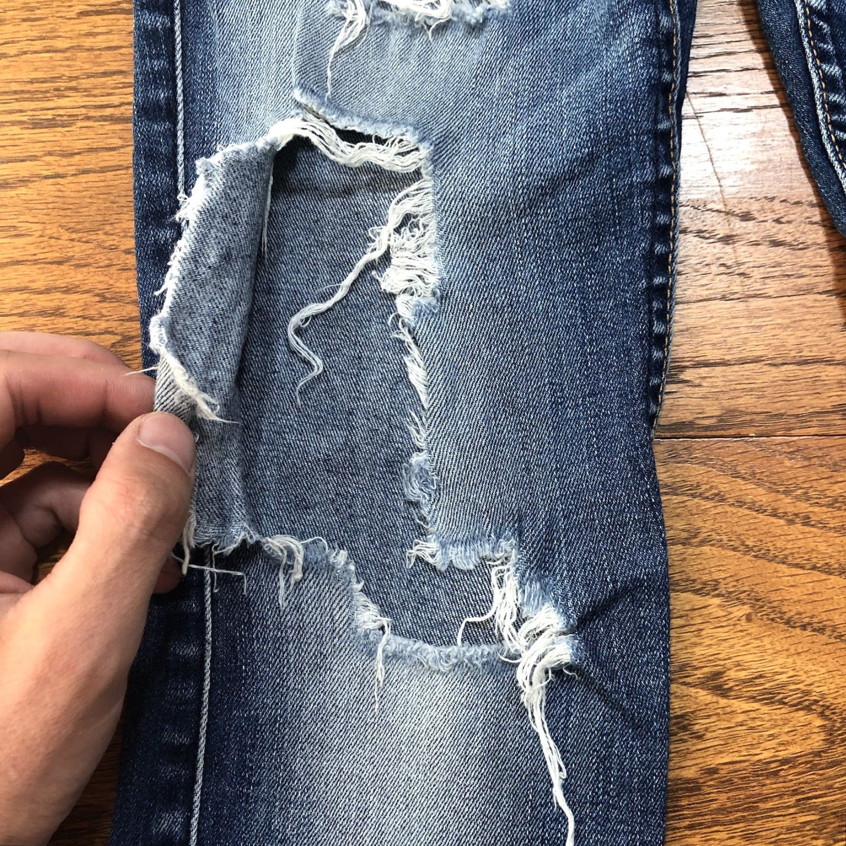 7 For All Mankind 7 for All Mankind Skinny Jeans Womens 24 X 27 Denim Blue Distressed Frayed Hem Super Slim 5-Pocket Button Logo Zip 27 Inseam Size ONE SIZE - 3 Thumbnail