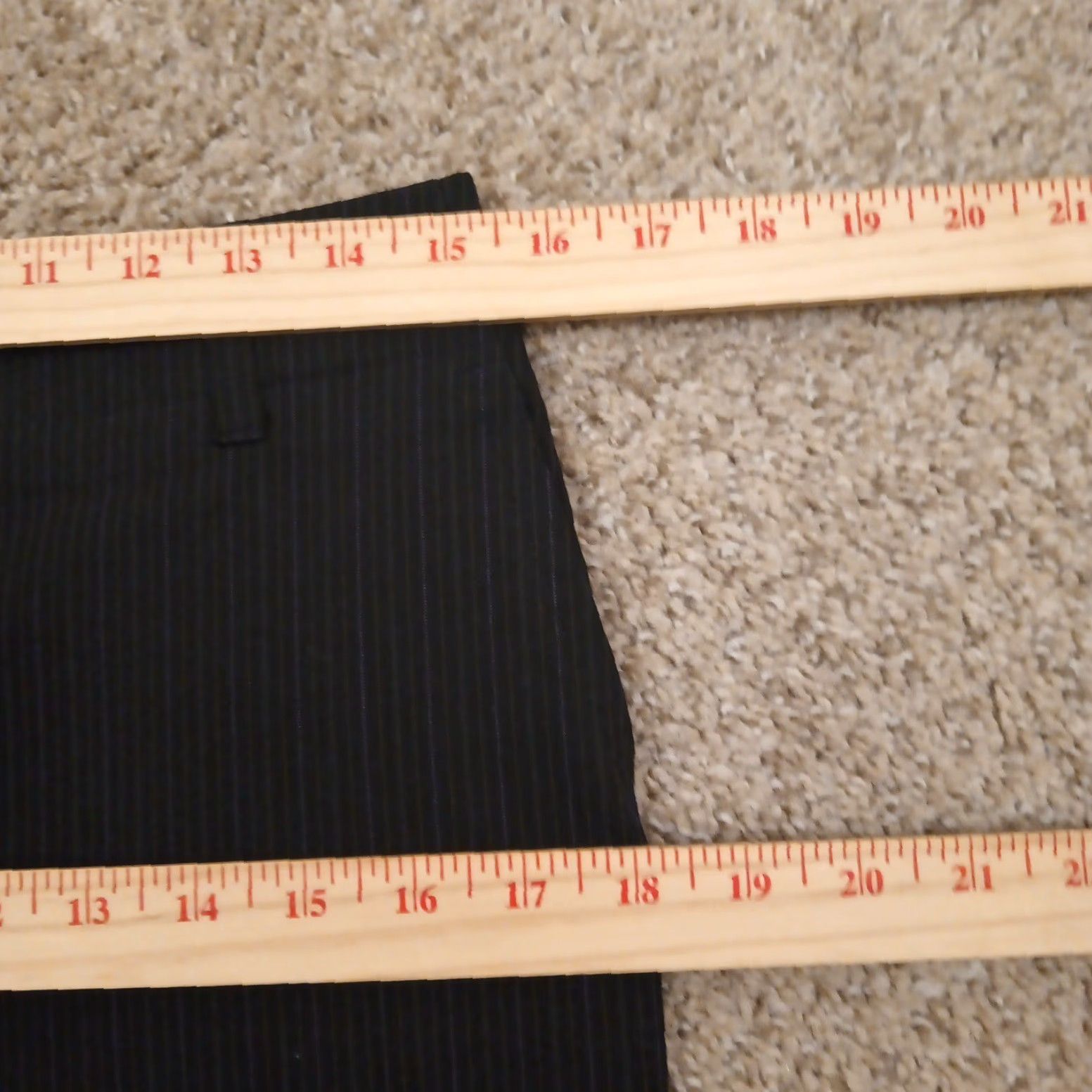 Liz Claiborne Liz Claiborne Dress Pants Womens Size 6 Petite Black Striped Straight Inseam 28 in Polyester Blend Flat Front Pockets" Size 28" / US 6 / IT 42 - 3 Thumbnail