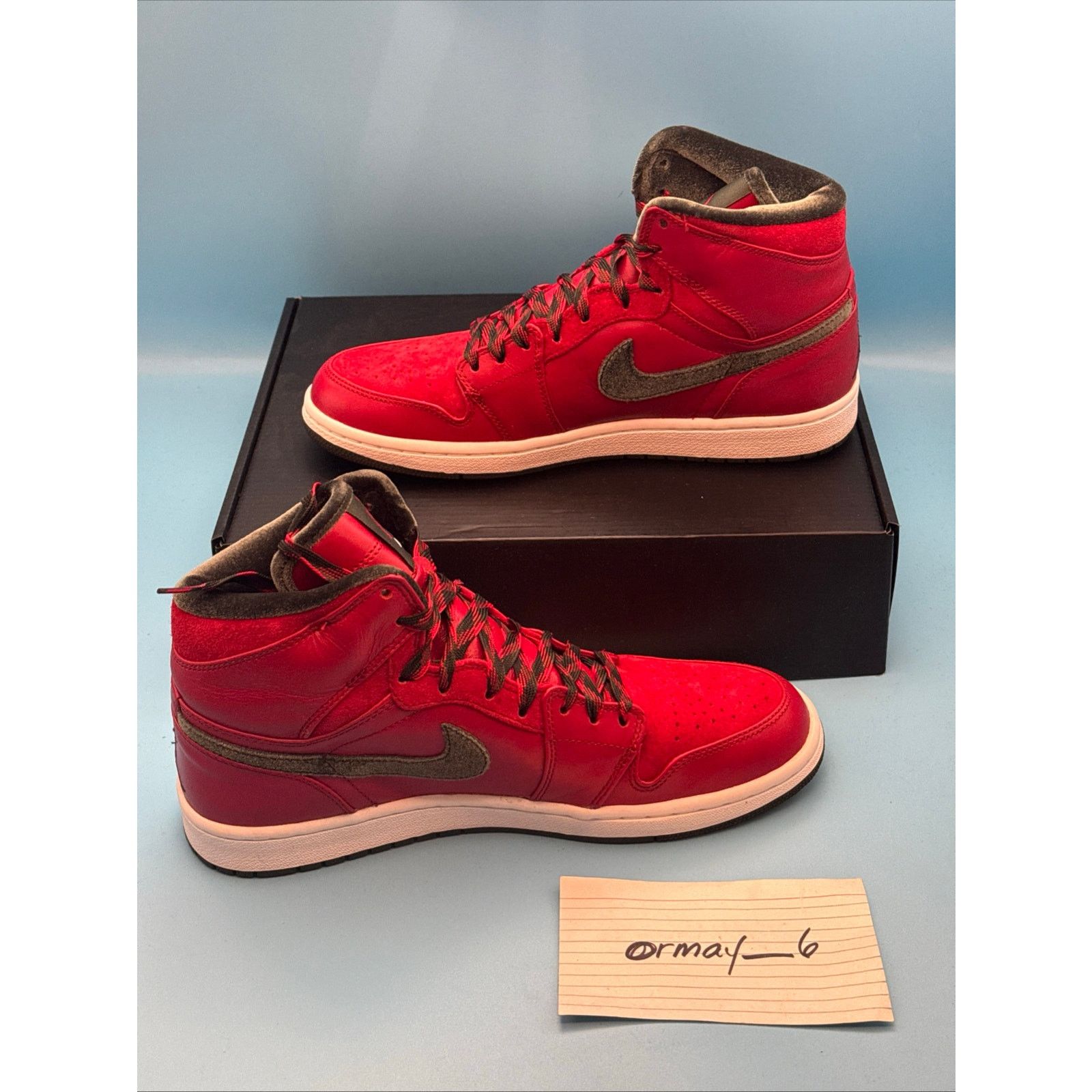 Jordan Brand Air Jordan 1 Retro Hi Premier 2008 Varsity Red m8.5 w10 Size US 8 / EU 41 - 2 Thumbnail