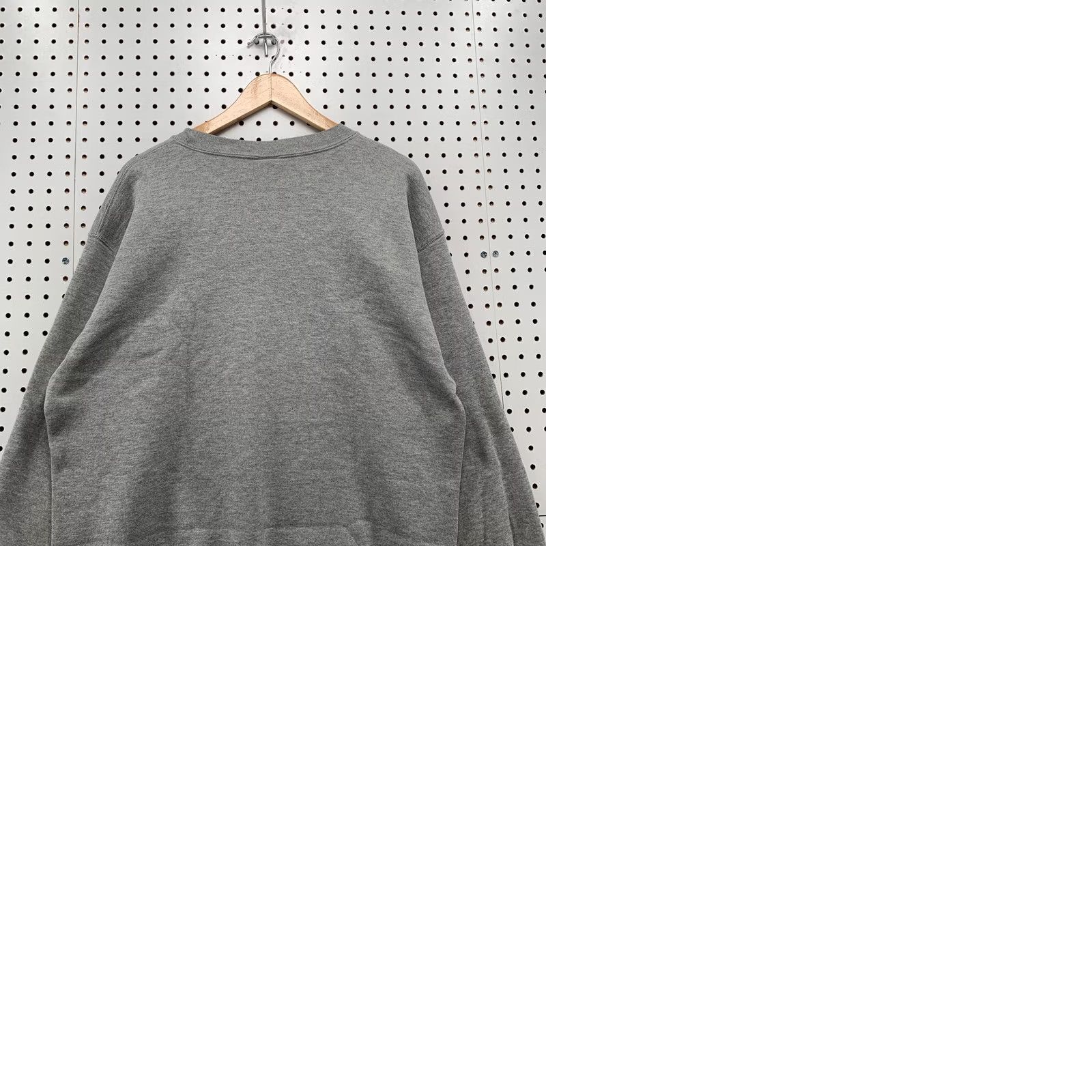 Russell Athletic VINTAGE Russell Athletic Sweatshirt Gray Large 90s Crewneck Pullover Men Size US L / EU 52-54 / 3 - 11 Thumbnail