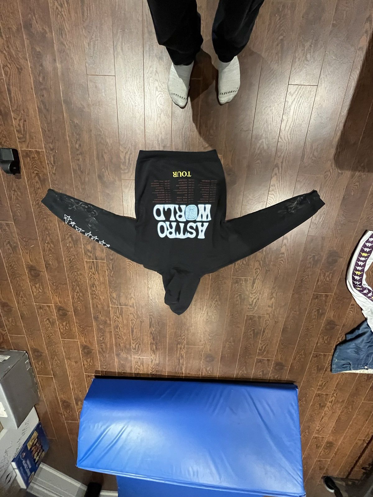 Travis Scott Ss19 Travis Scott Wish You Were Here Hoodie(glue damage) Size US M / EU 48-50 / 2 - 1 Thumbnail
