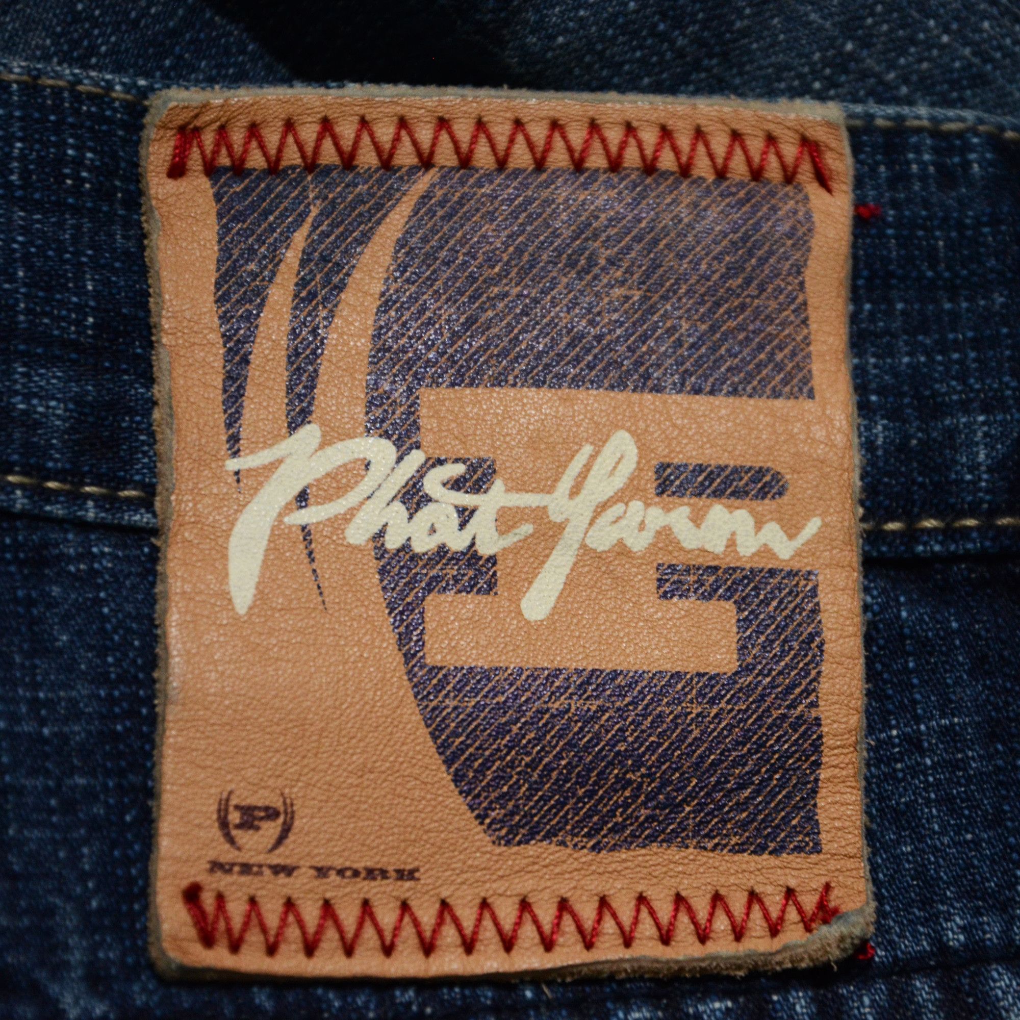 Phat Farm [Mark Stain] Phat Farm Denim Shorts 90s Hiphop Streetwear Size US 34 / EU 50 - 9 Thumbnail